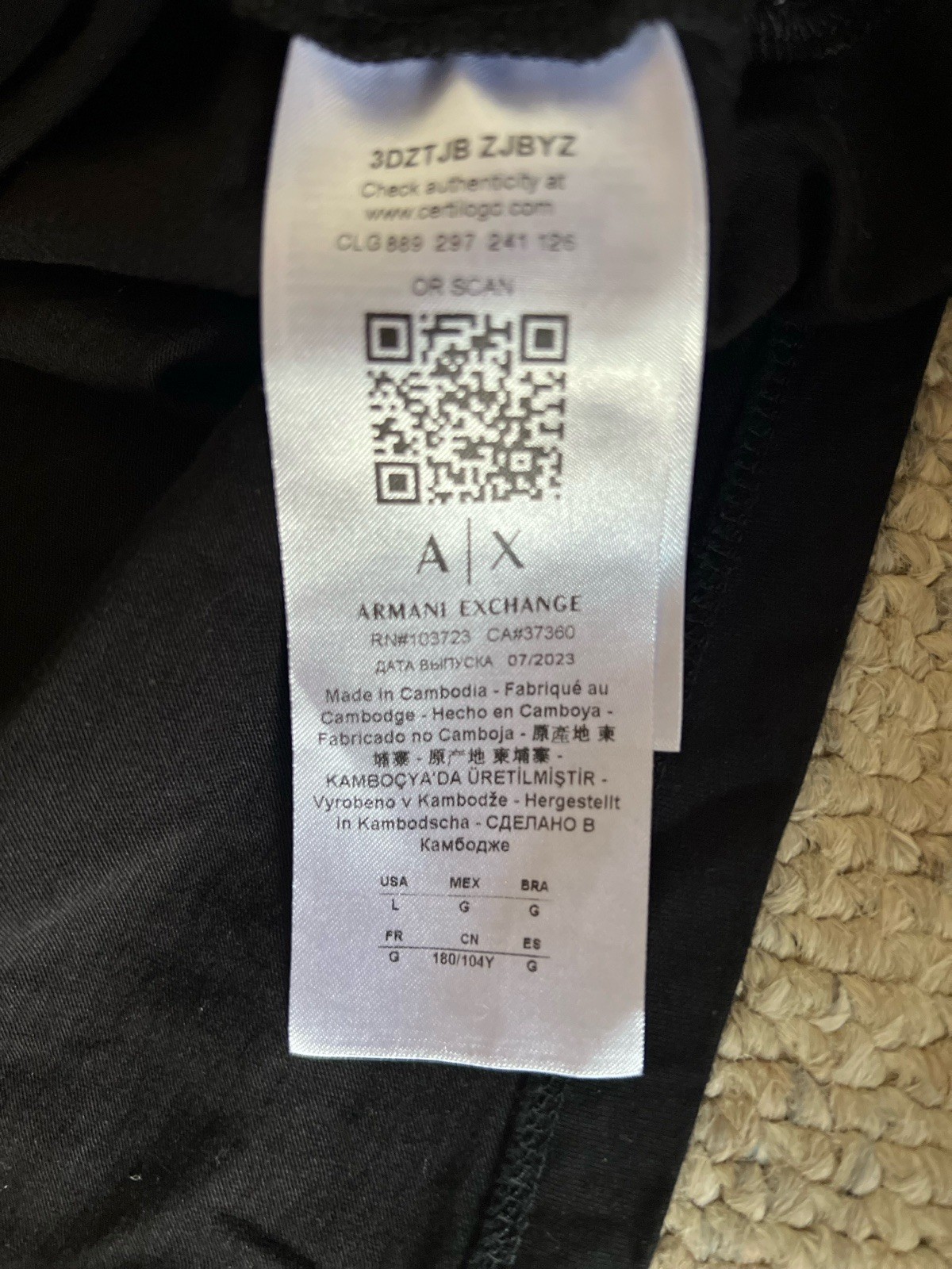 Armani Exchange Crewneck T Shirt Multi Color Foil Logo Size Large