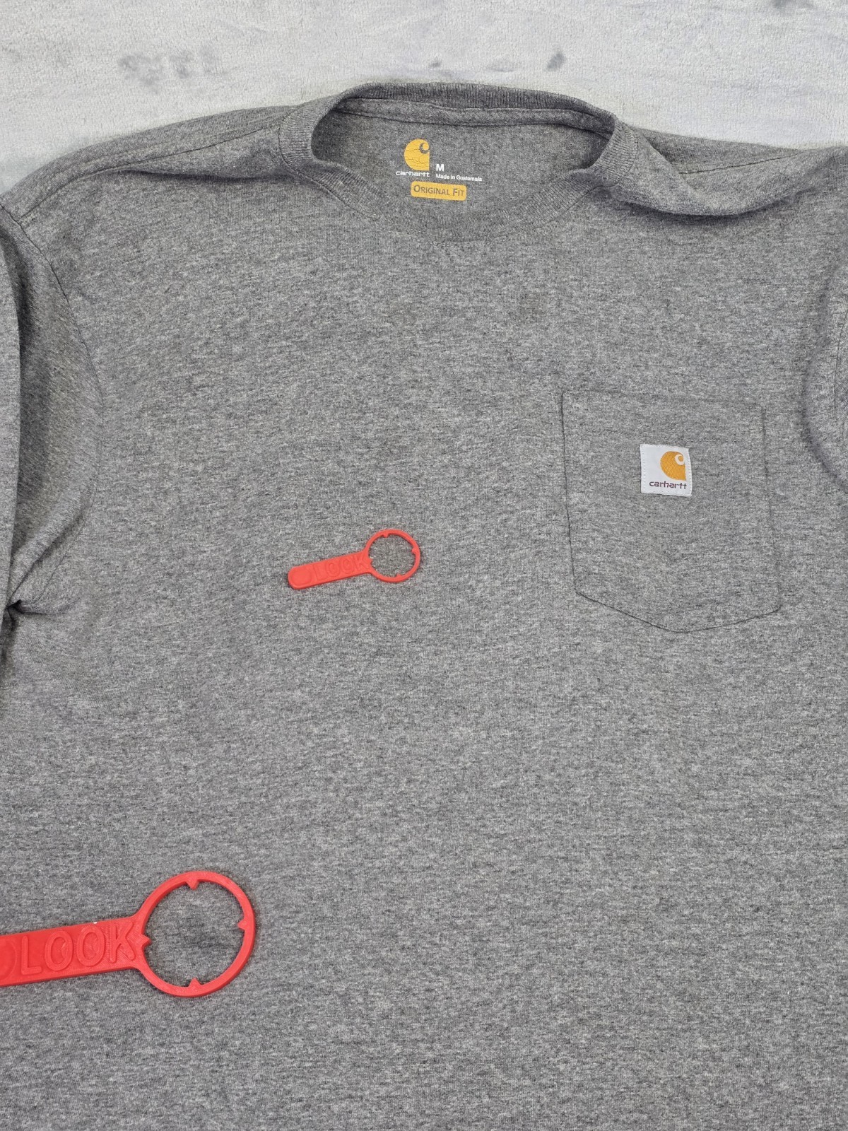 Carhartt Mens Long Sleeve Original Fit Pocket T-Shirt Size Medium Grey Flawed