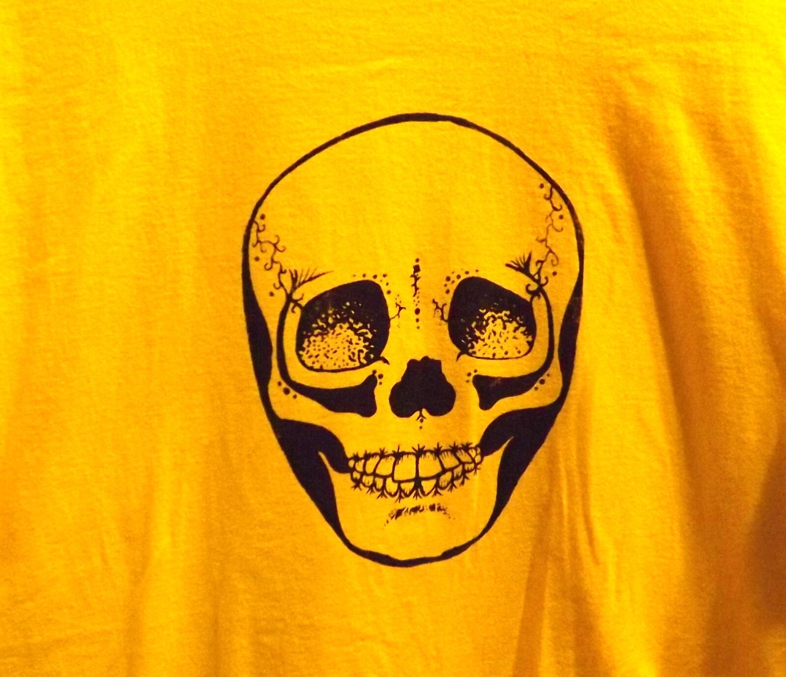 Smiling Skull Shirt – top skeleton MEANTJEWLIP folk art handmade unisex