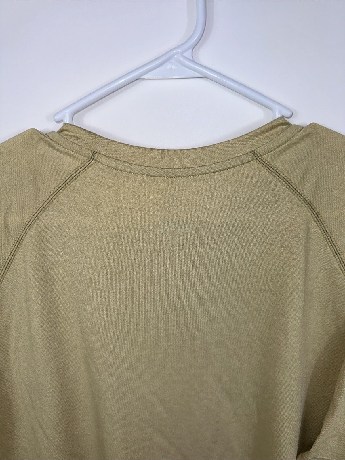 Adidas Climate Gold GT Georgia Tech Men’s Medium Football Dry Fit T-Shirt DX2436