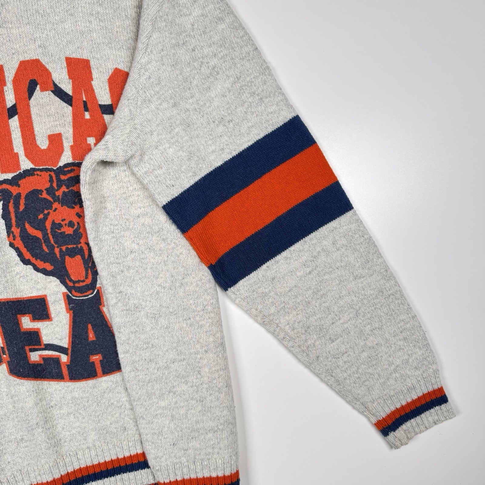 + Vintage 90s CHICAGO BEARS Logo Striped Sweater Knit – GARAN – Large – Acrylic