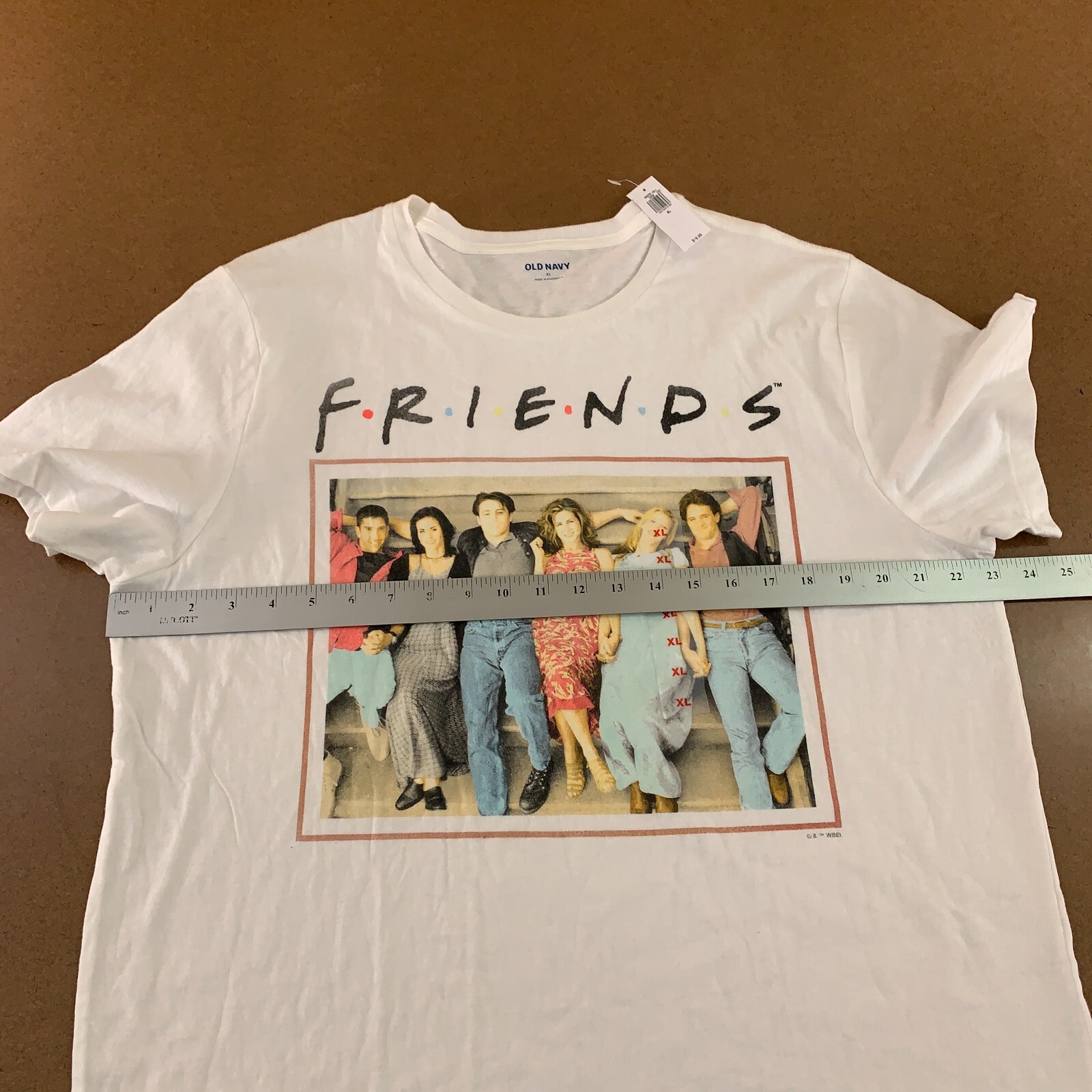 Old navy Mens Size XL White Cotton Friends Graphic Short Sleeve T-Shirt NWT