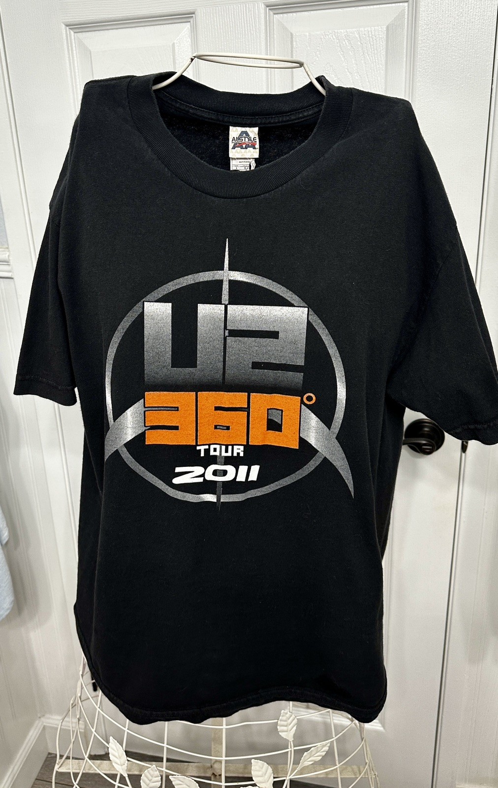 U2 2011 360 Tour Double Sided Large Black T Shirt Band Concert Vintage