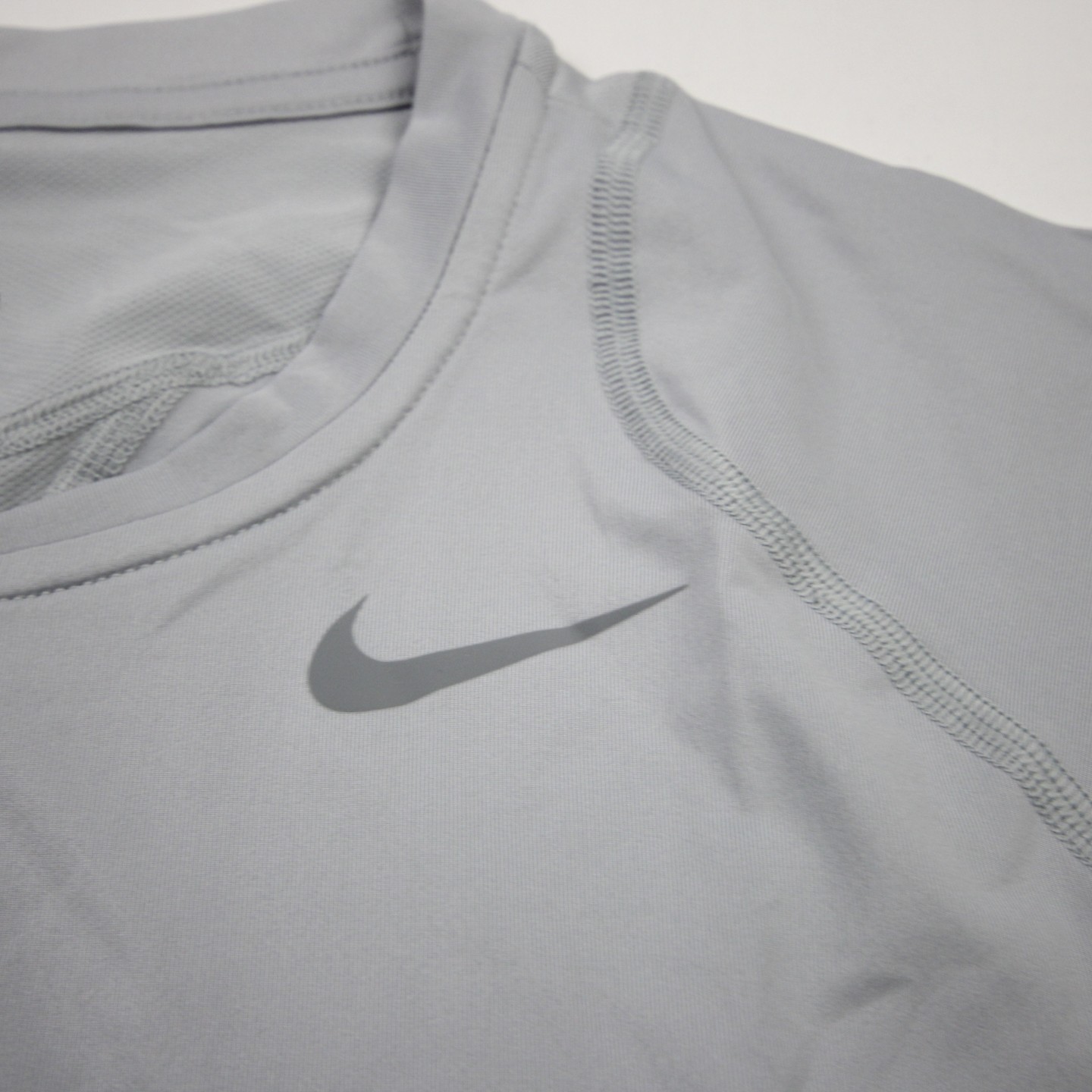 Nike Pro Dri-Fit Sleeveless Shirt Men’s Gray New with Tags L