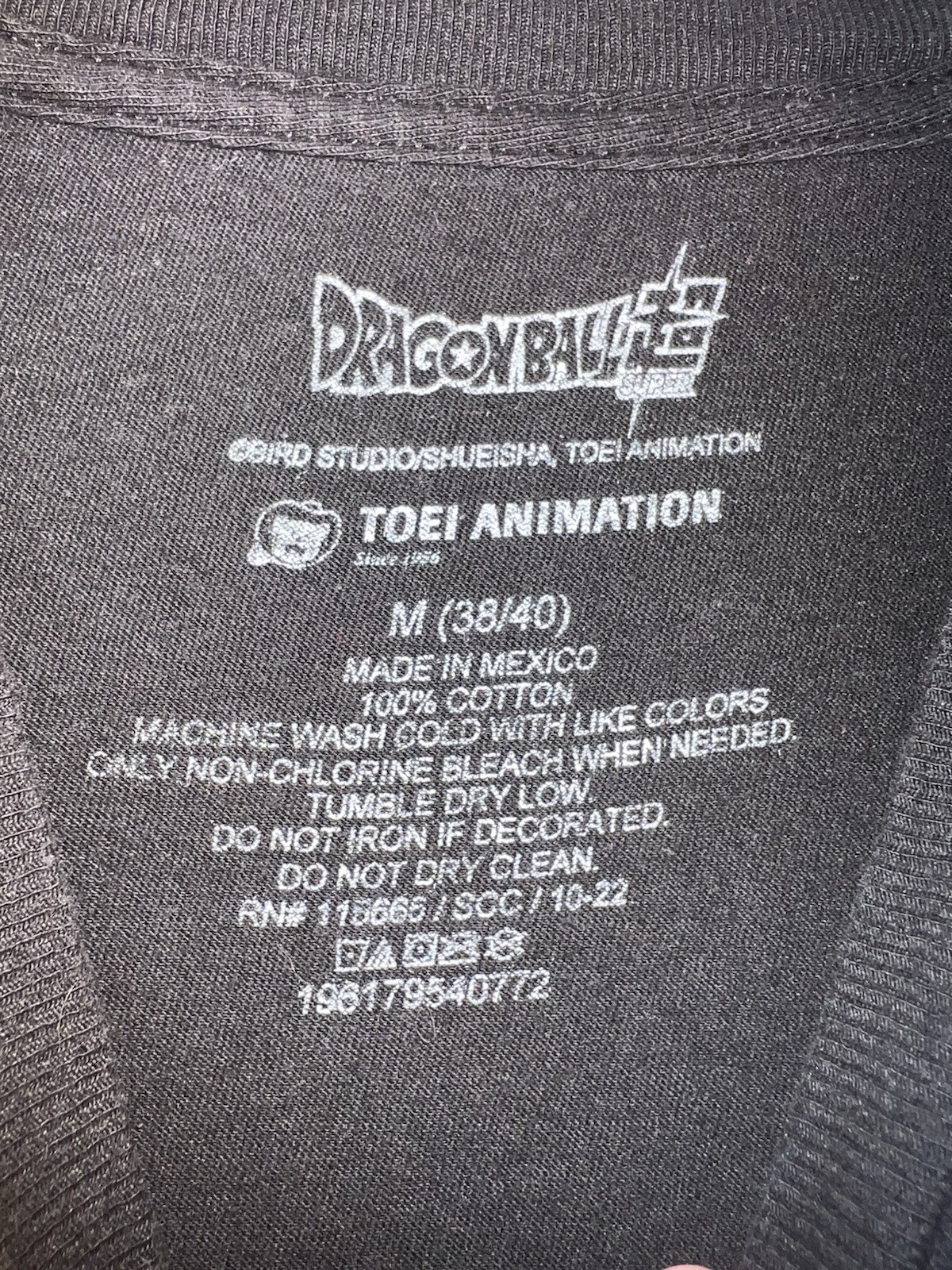 Dragon Ball Z T-shirt Size Medium Goku Super Saiyan Anime Black Crew Neck M