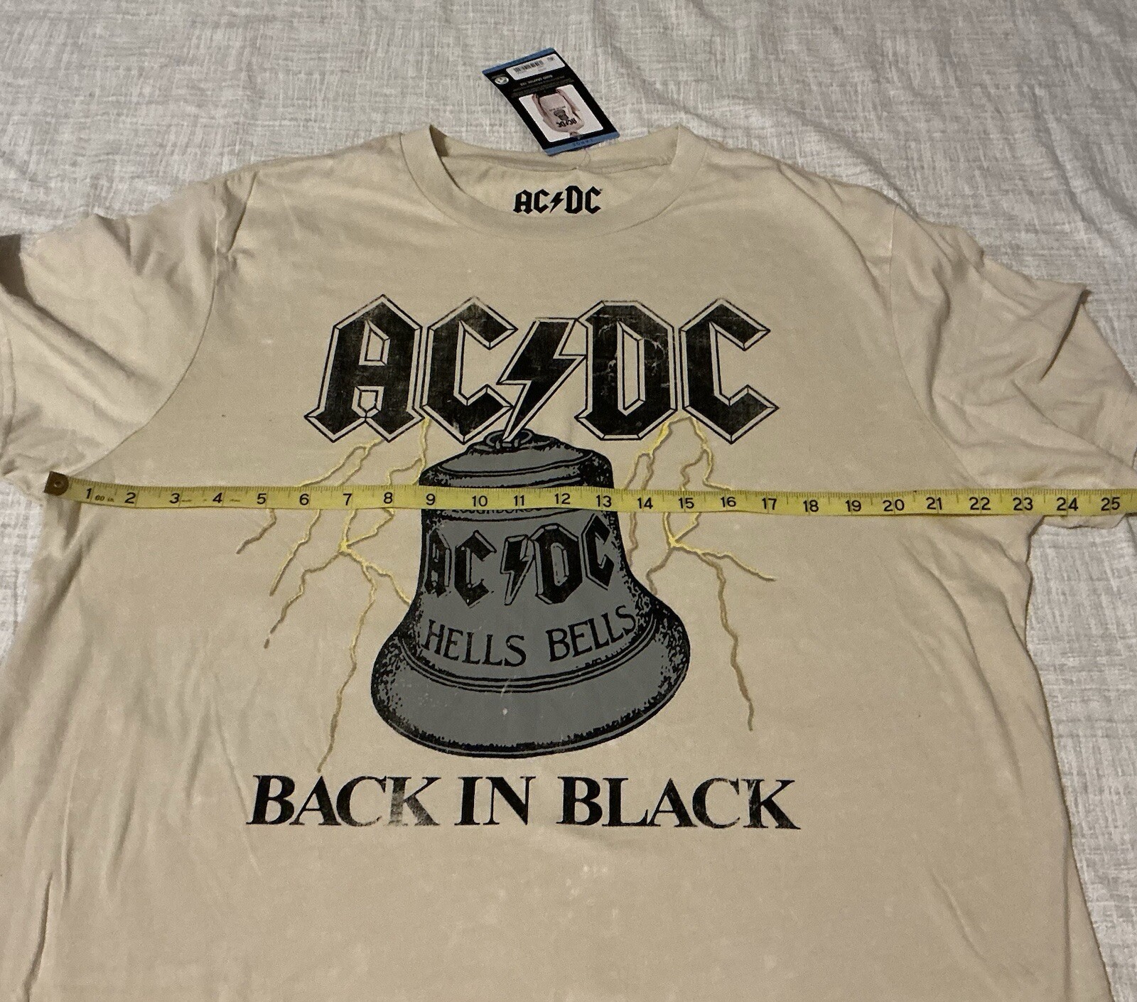 AC/DC Men’s Soft Comfortable Lightweight Crewneck Short Tee NWT Sz L
