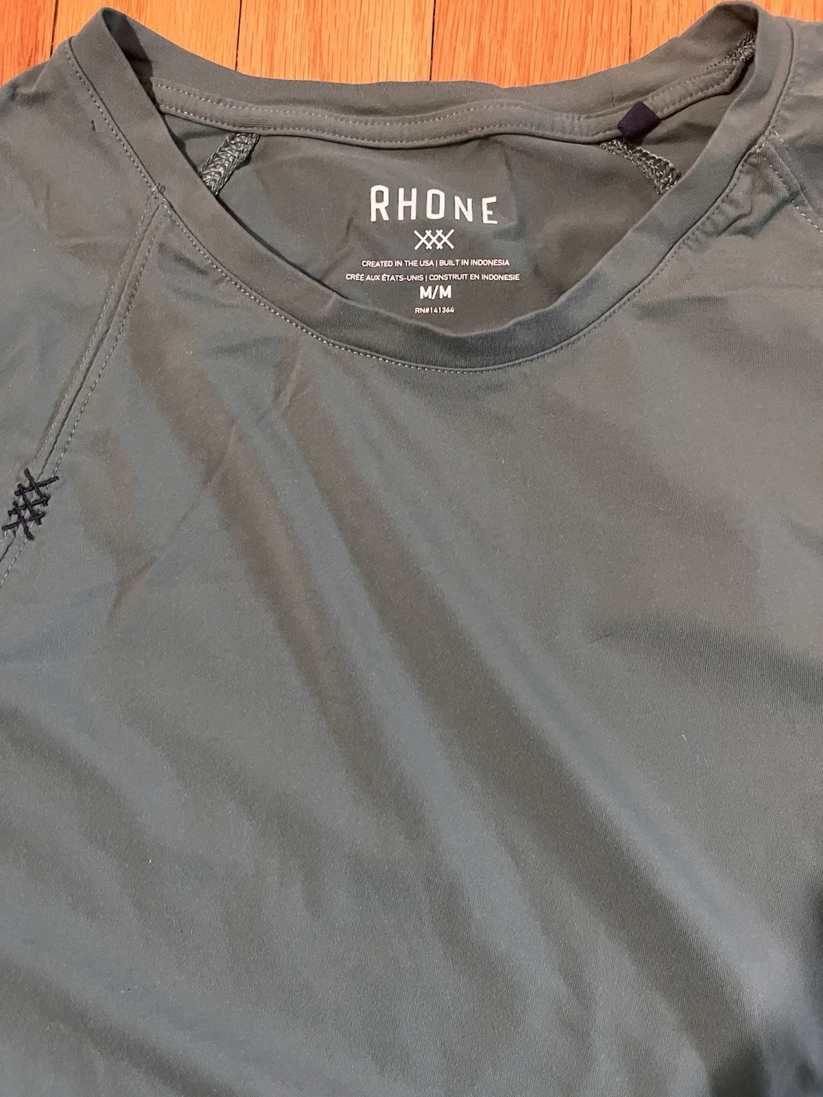 Men’s Rhone Reign Tee Size Medium