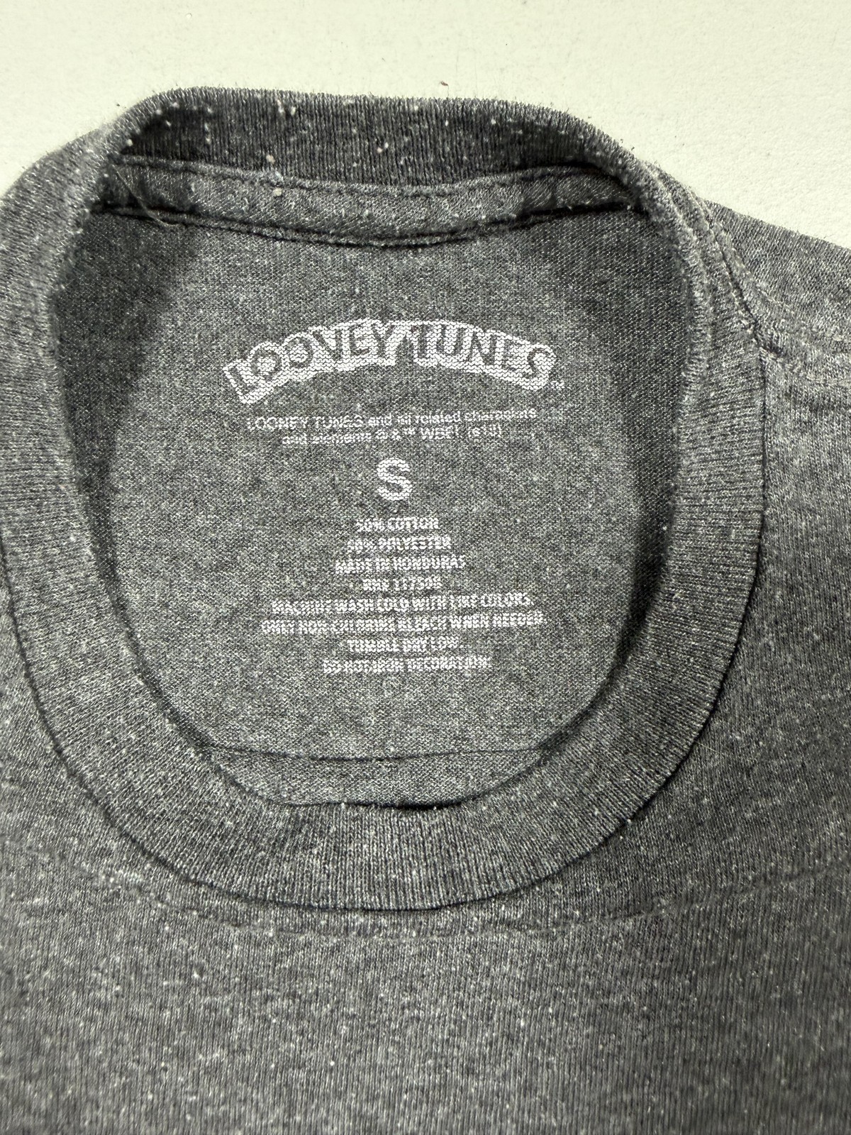 Looney Tunes Shirt Mens Small Gray Long Sleeve Tweety Sylvester Graphic Tee
