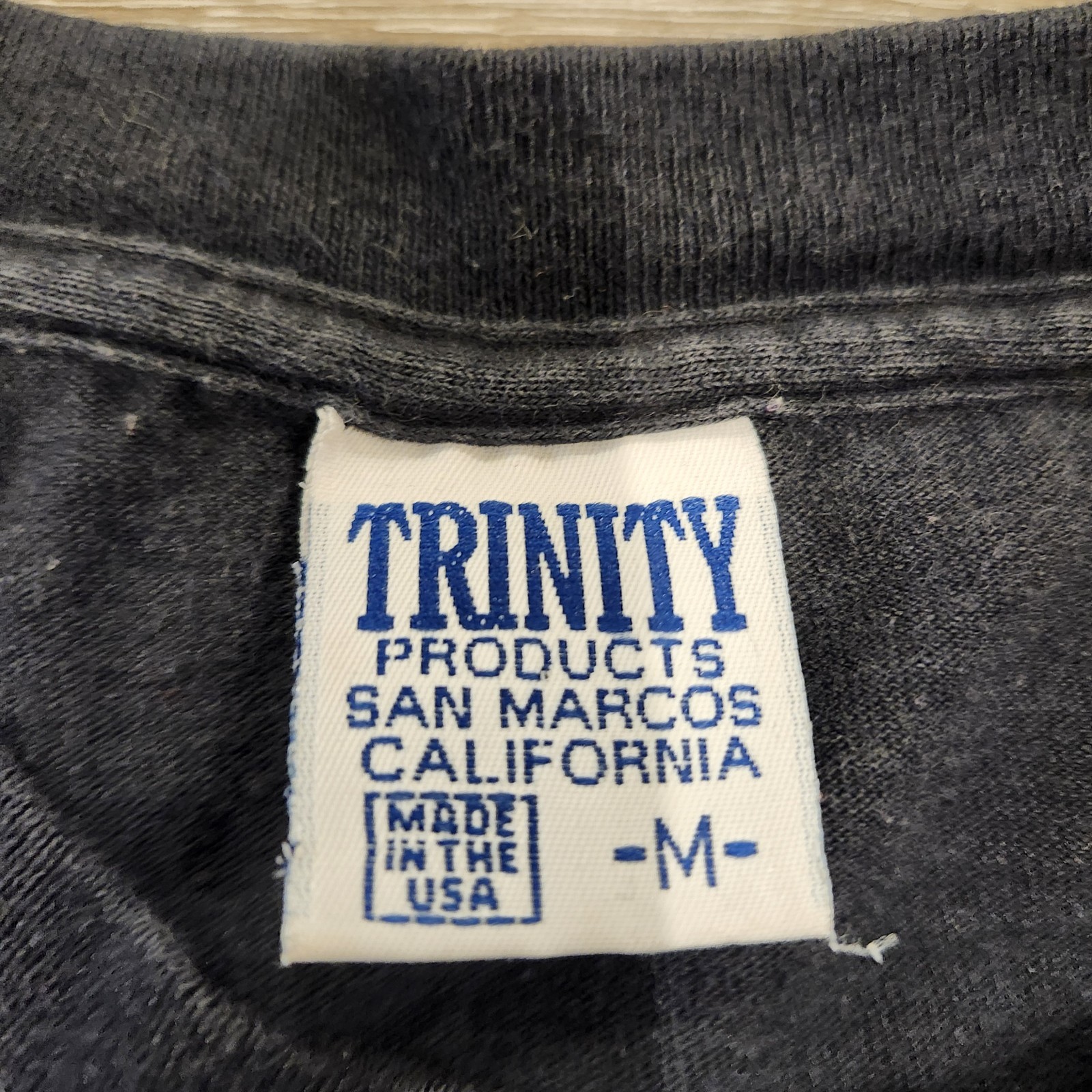 1989 Native American Indian Bison Trinity Products Shirt M Single Stitch USA