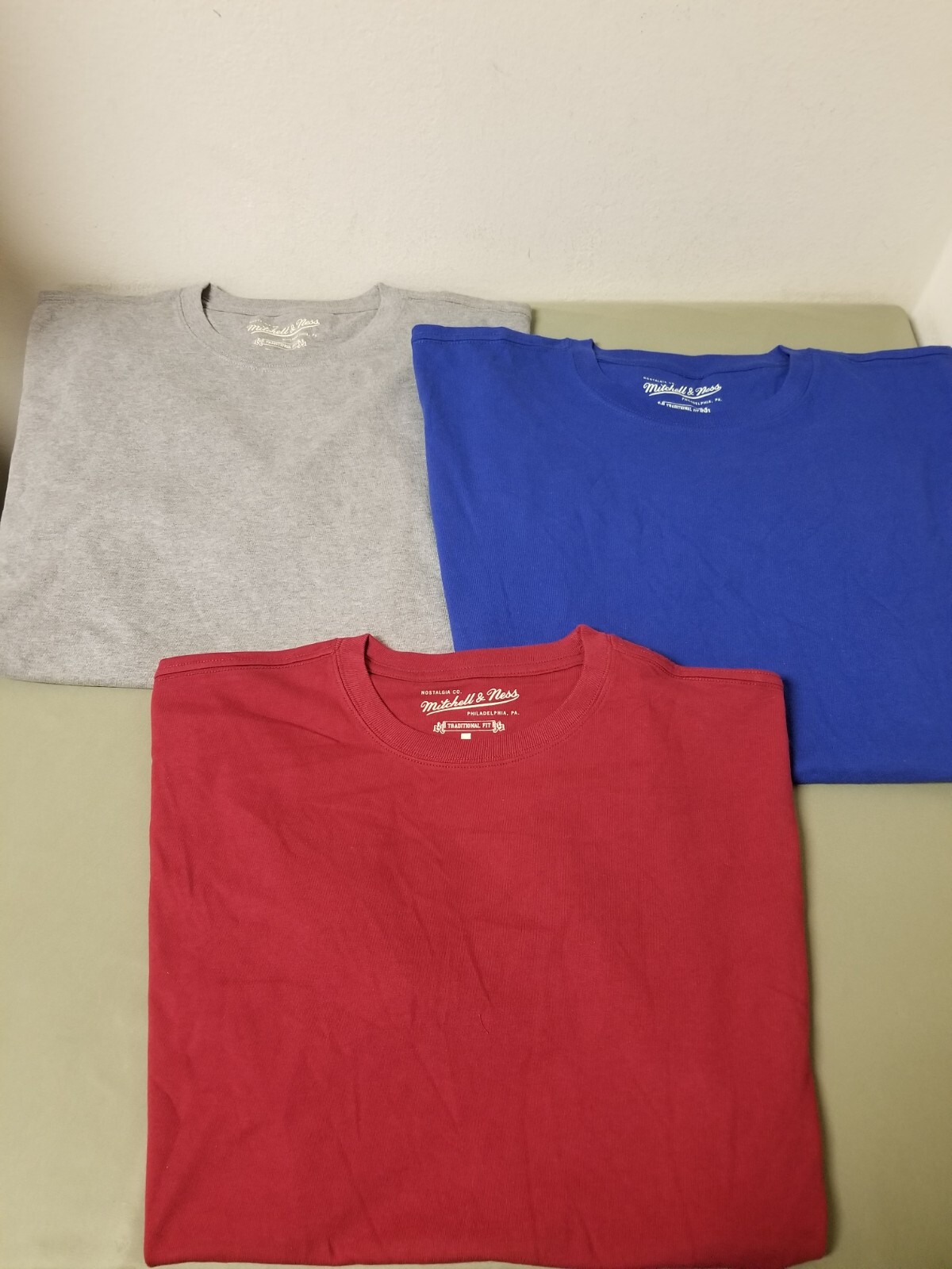 New Mitchell & Ness Mens Branded 100% Cotton T-Shirt. 3 Colors To Choose.