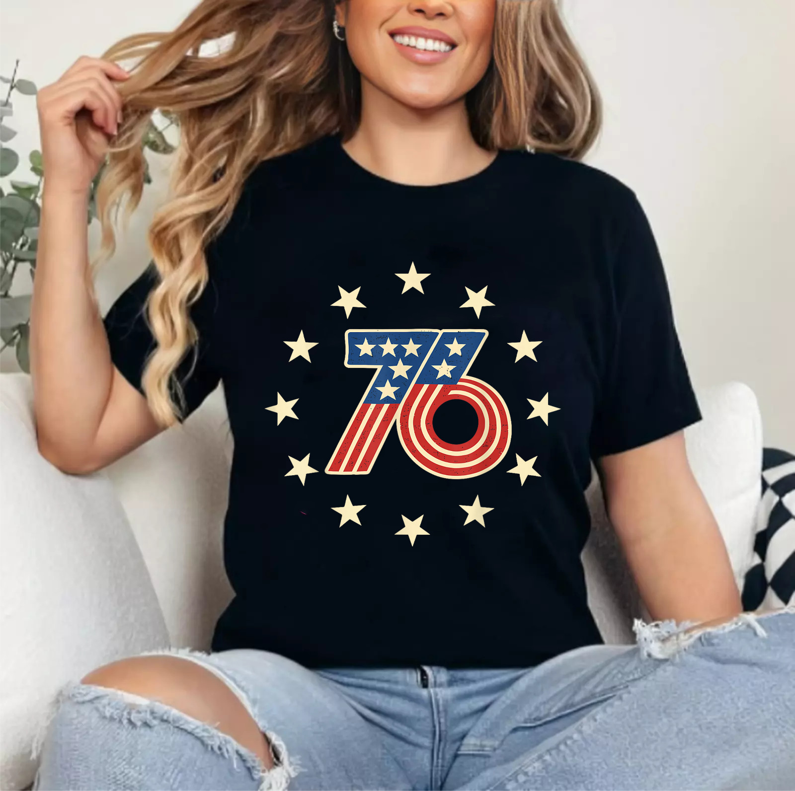 50th Birthday 1976 USA Bicentennial Groovy Retro Number 76 T-Shirt