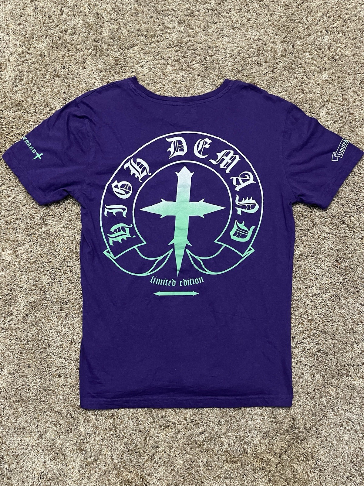 Brooklyn Cloth Shirt Mens Small Limited Edition High Demand Graphic Print Tee