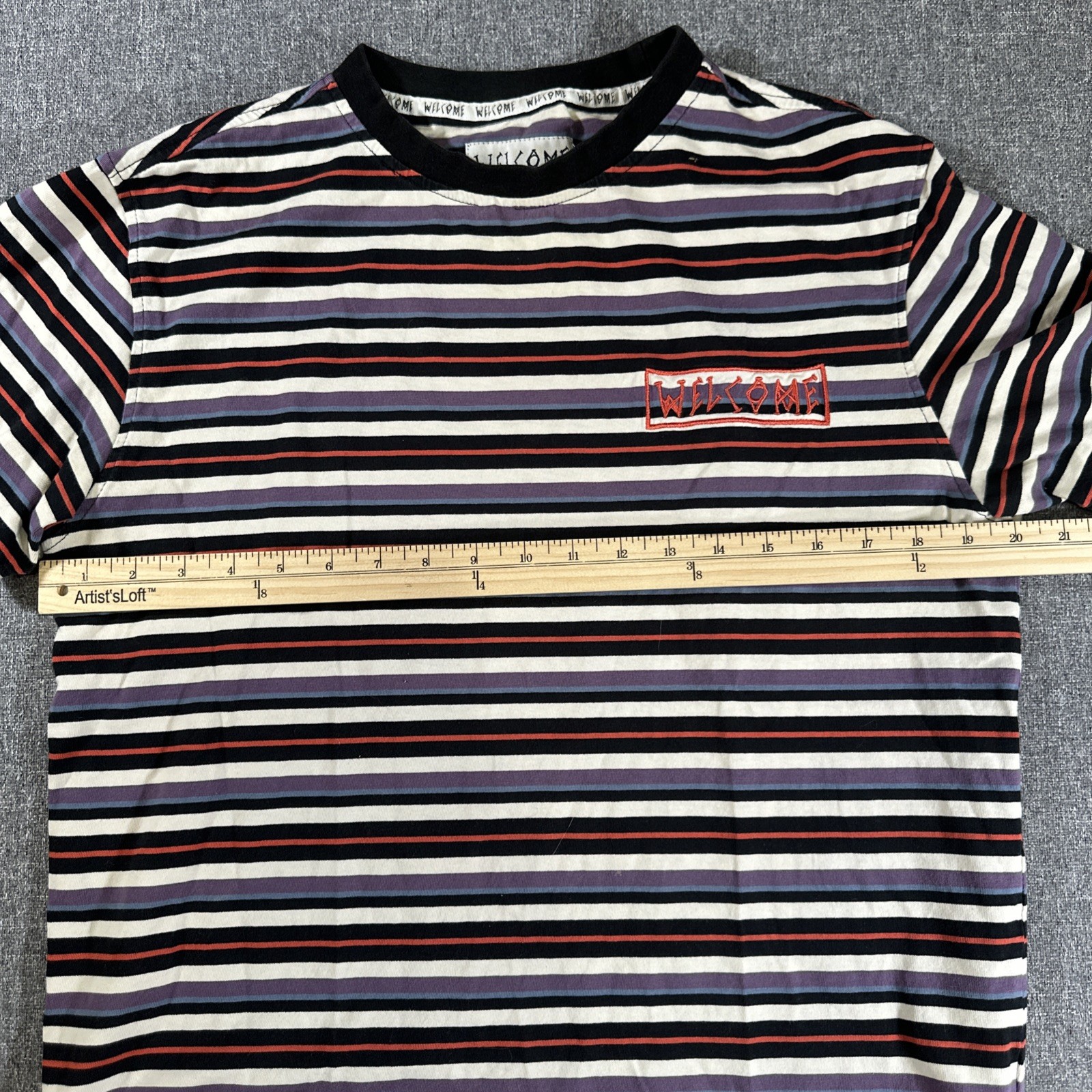 Welcome Striped T Shirt Mens Medium Purple Black Streetwear Graphic Tee