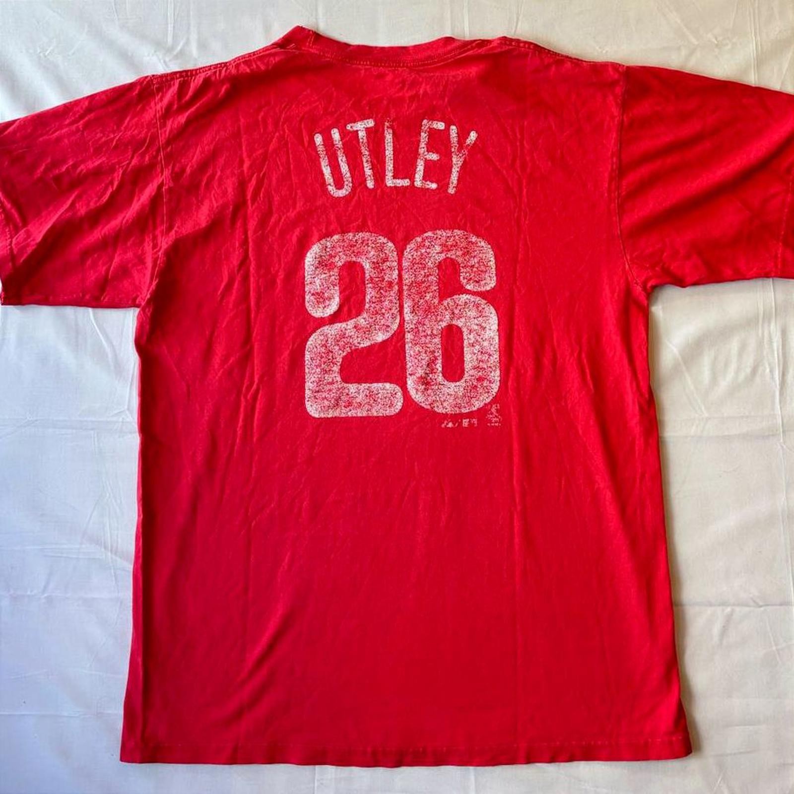 2000s Majestic Phillies Chase Utley 26 Player Tee Large Red MLB Distressed