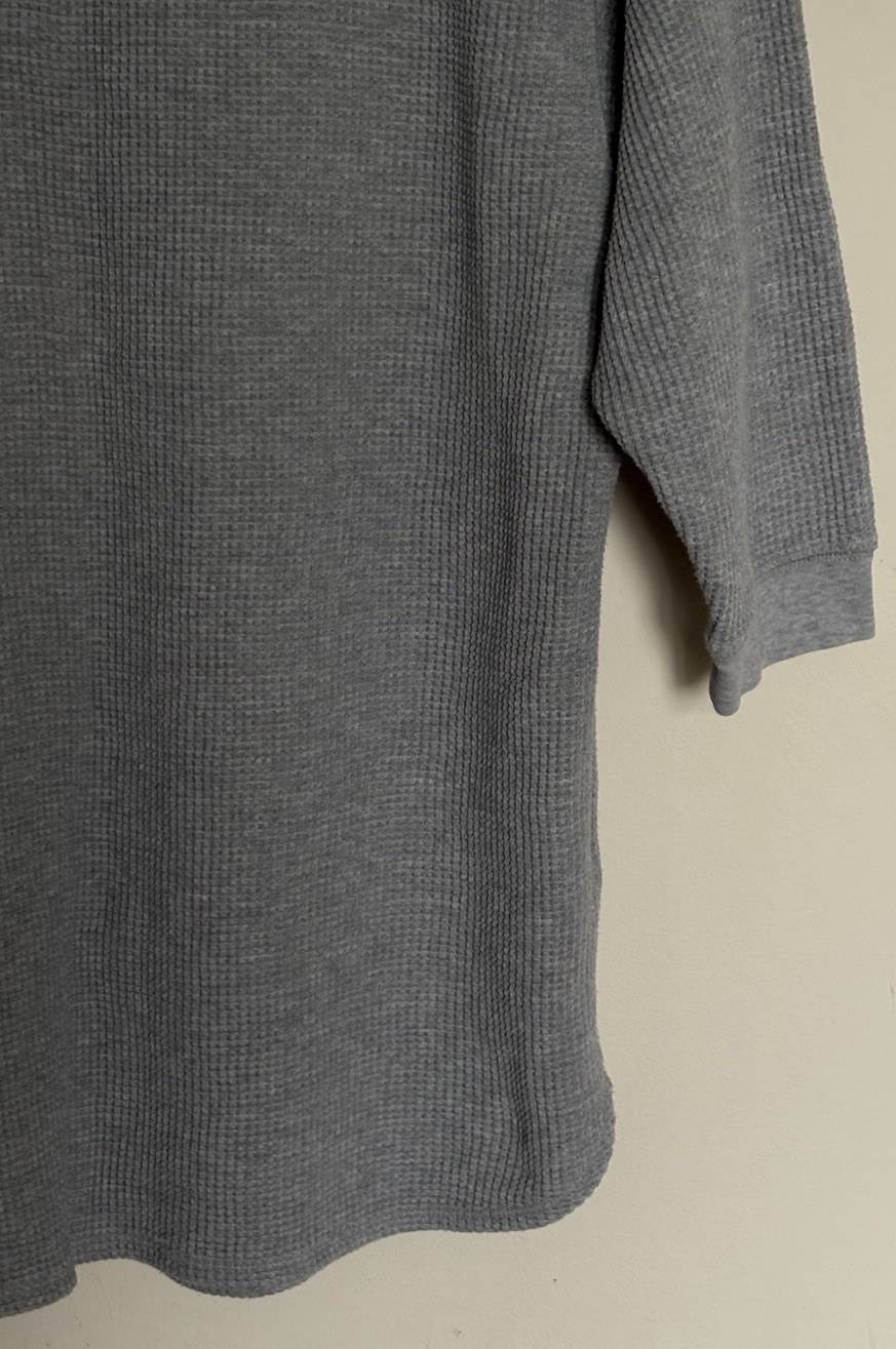 UNIQLO Mens Medium Waffle Knit Thermal Top Grey 3/4 Length Short Sleeves