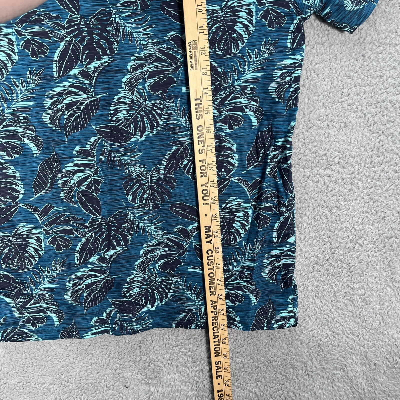 Trademark Company 81 Shirt Adult Medium Blue Preppy Aloha Beach Hawaiian NEW