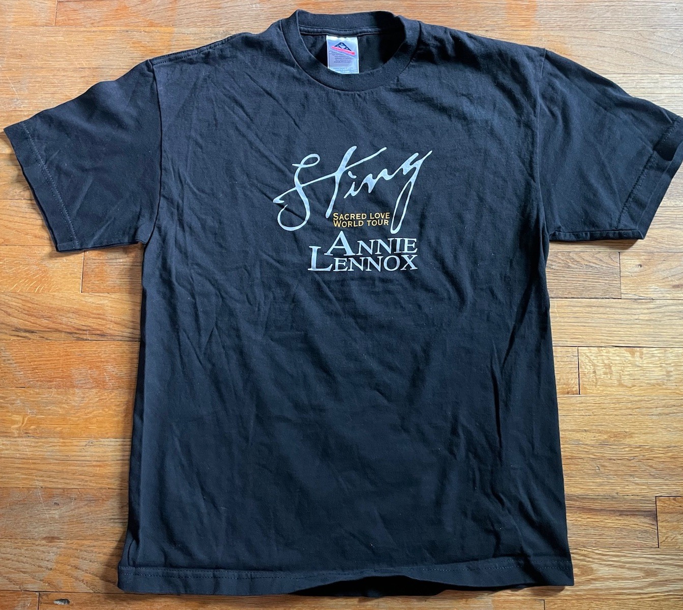 NWOT VTG 2004 Sting Annie Lennox Sacred Love World Tour Shirt, Men’s L, New Wave