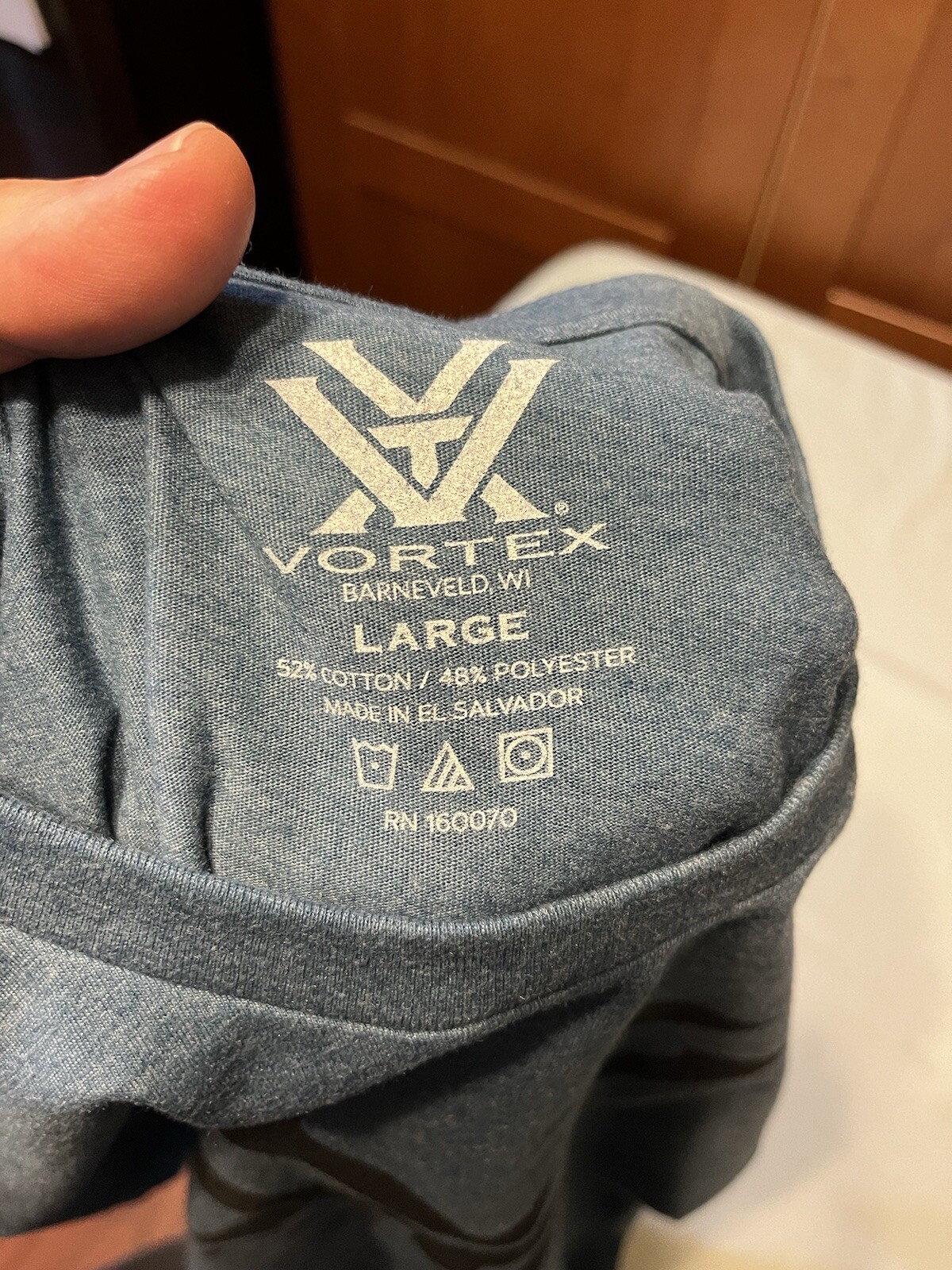 Vortex Optics Logo Men’s SS T-Shirt Blue Teal Cotton Poly – Athletic Cut – NWT