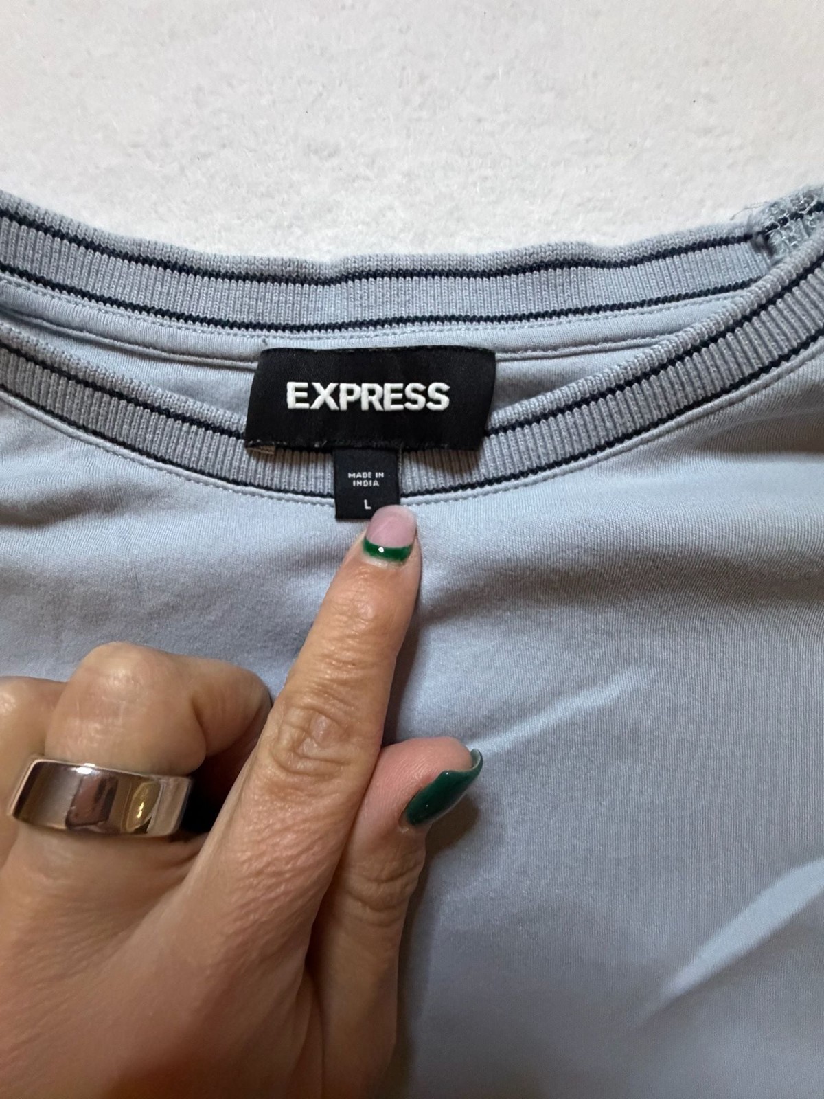 Express Men’s Light Gray Boxy Fit T-Shirt with Striped Trim Collar and Cuffs