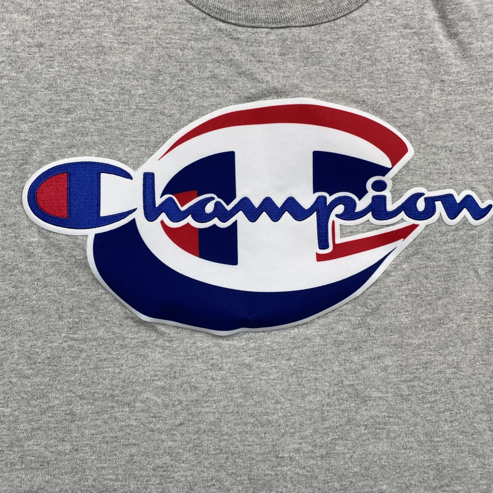 Champion T-Shirt Men’s Large Gray Patch Logo Sportswear Academia Travel Workwear