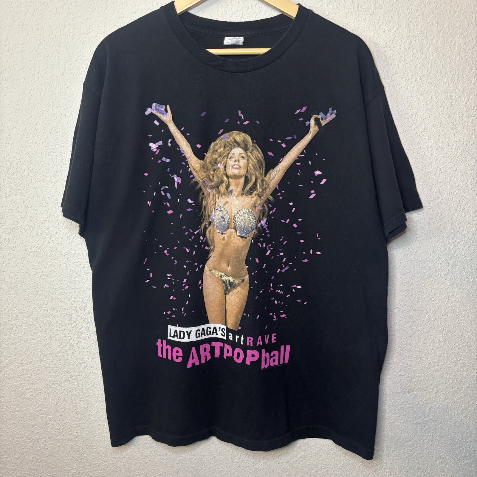 Lady Gaga Art Rave The Artpop Ball Tour T-Shirt Men’s XL Music Pop Rare