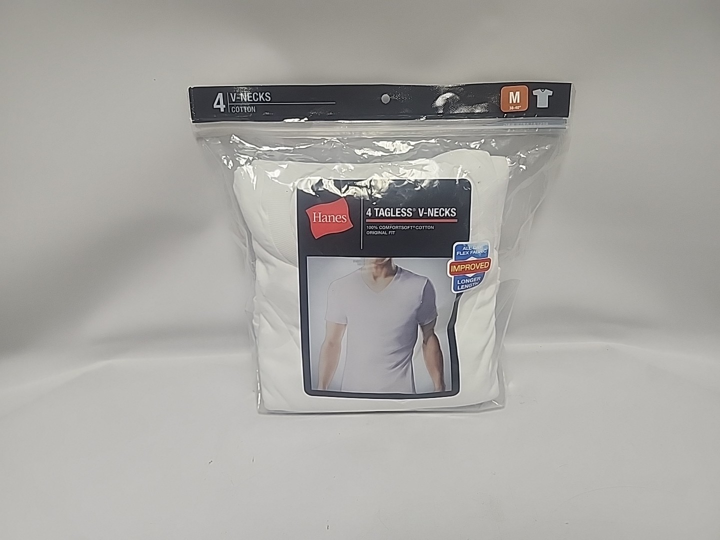 Hanes Tee Shirt Mens Medium 38-40 Wicking Cool Comfort 4 Tagless White V-Neck