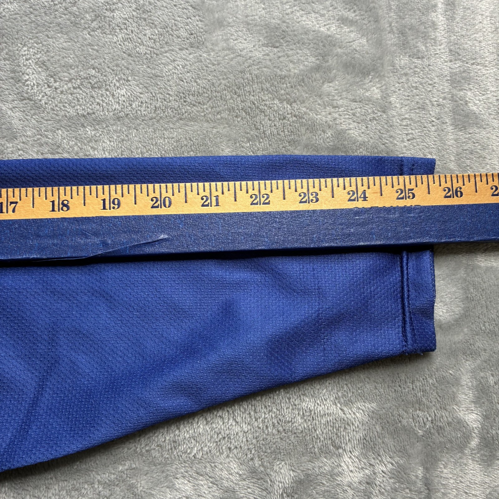 Southern Tide Shirt Size Med Blue Tee Long Sleeve Shirt 100% Recycled Polyester