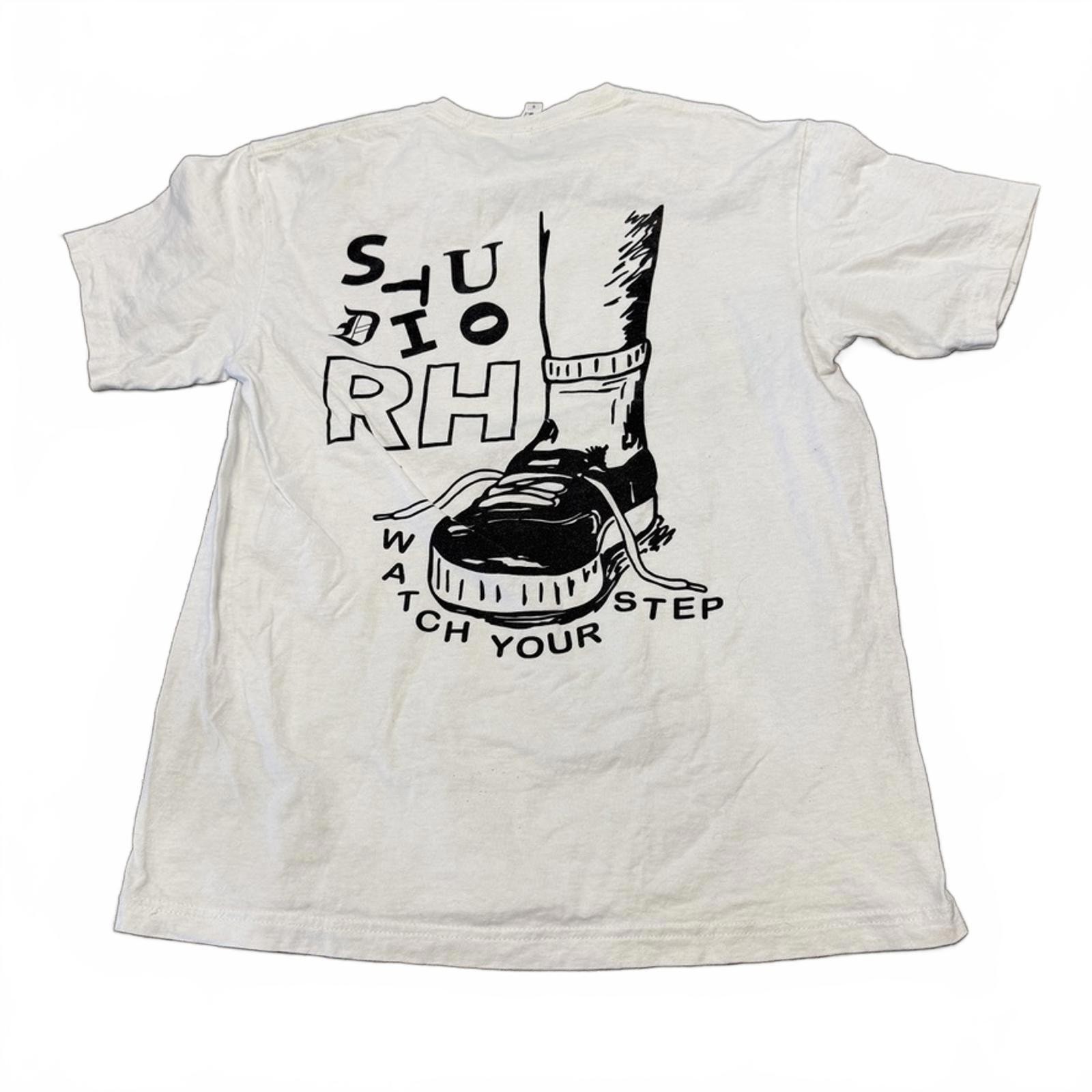 Studio RH White Graphic T-Shirt Watch Your Step Shoe Design Sz M Casual Top