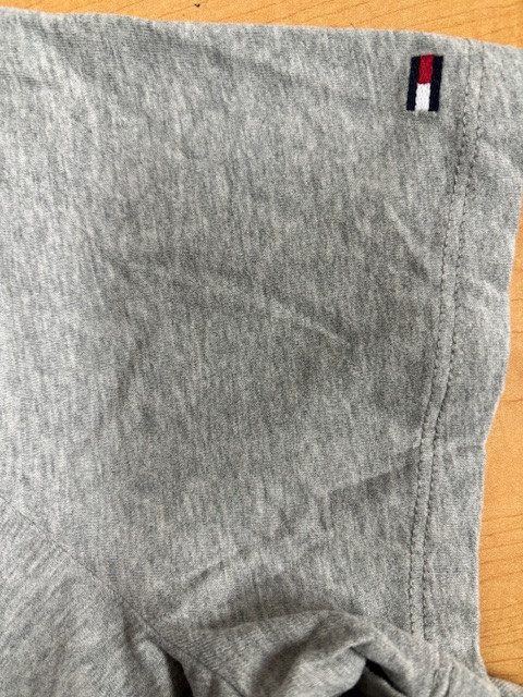 Tommy Hilfiger Men’s Crewneck Casual Short Sleeve T-shirt (GRAY SMALL)NWT