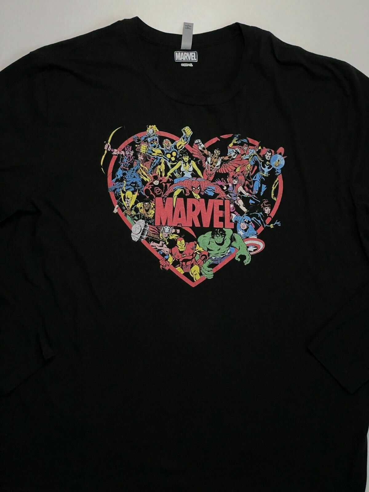 Marvel Avengers Heart Graphic Tee Comic Theme Black Long Sleeve Shirt Men’s XXL