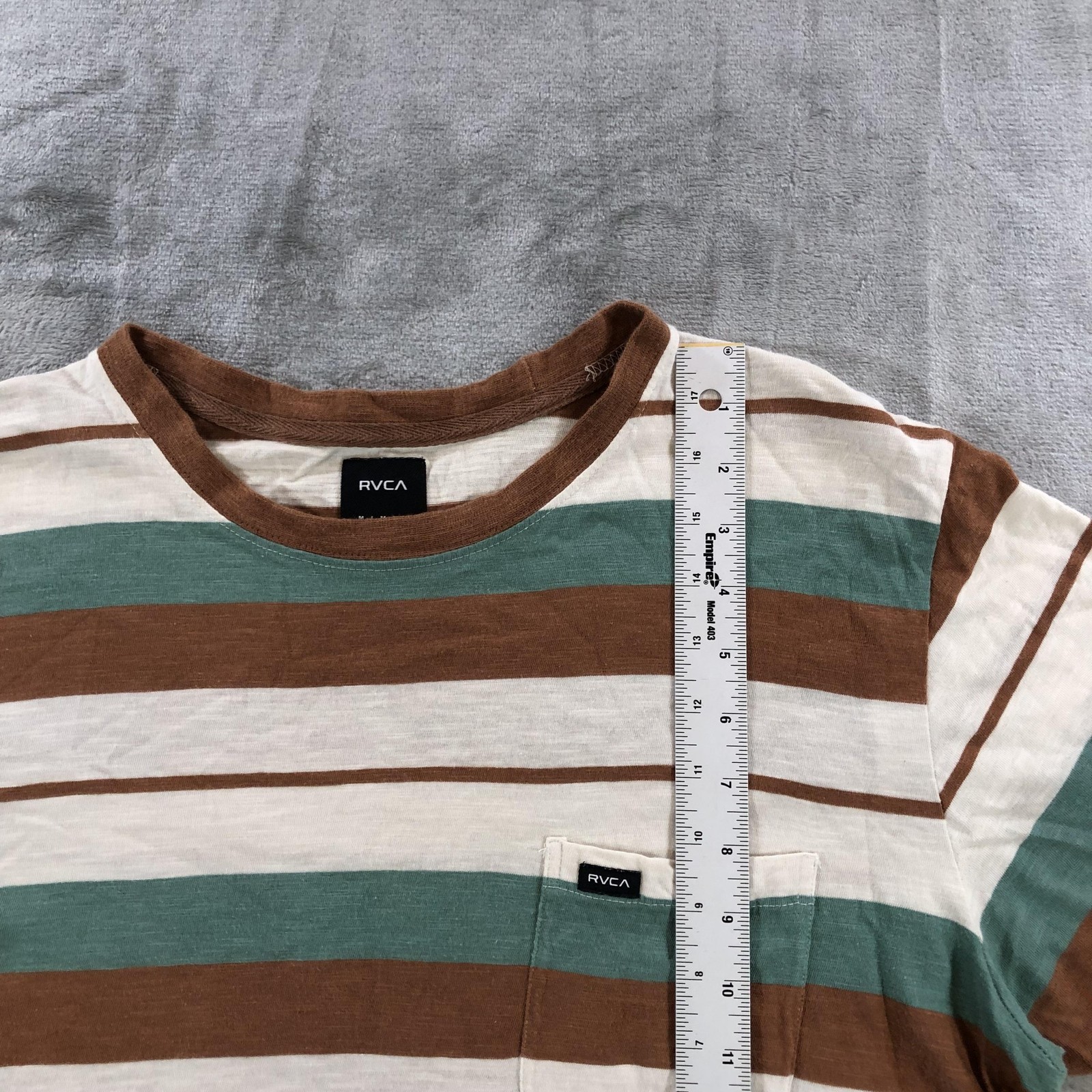 RVCA Magnolia Crew SS Shirt Mens Medium Multicolor Stripe Pocket Cotton Tee