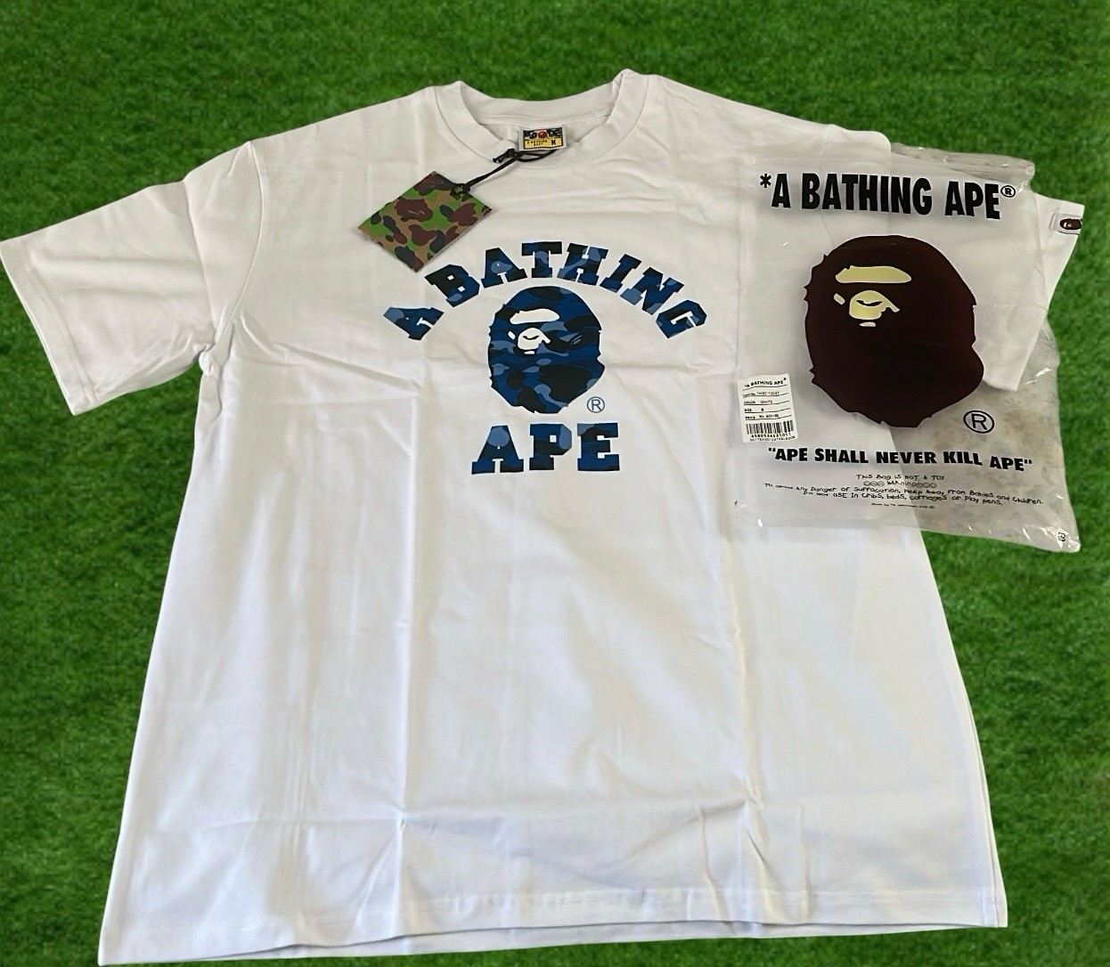 A Bathing Ape BAPE Ape Head Logo Graphic Crew Neck Tee White Mens L
