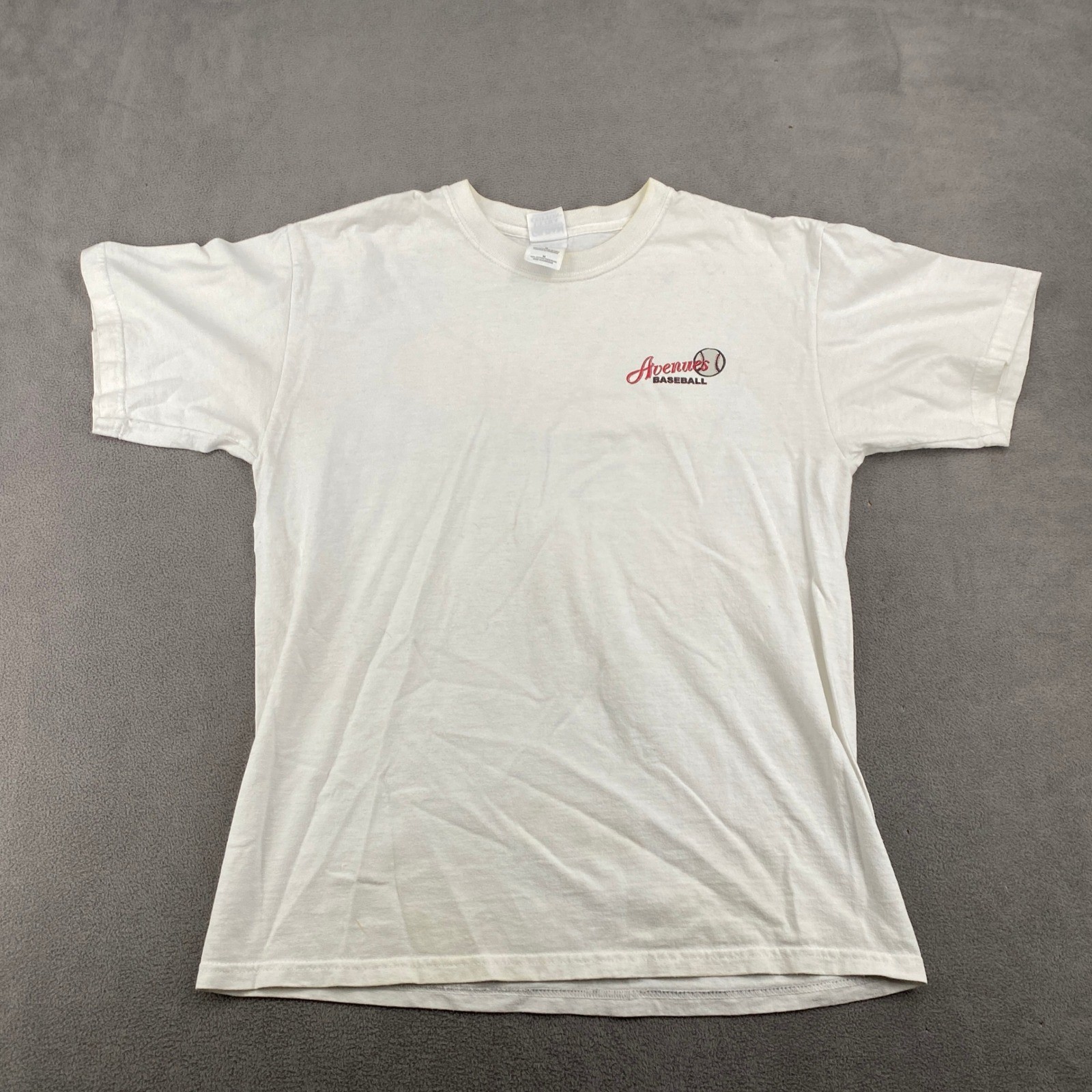 Gildan Ultra Cotton Avenues Baseball Graphic T-Shirt White Mens Medium