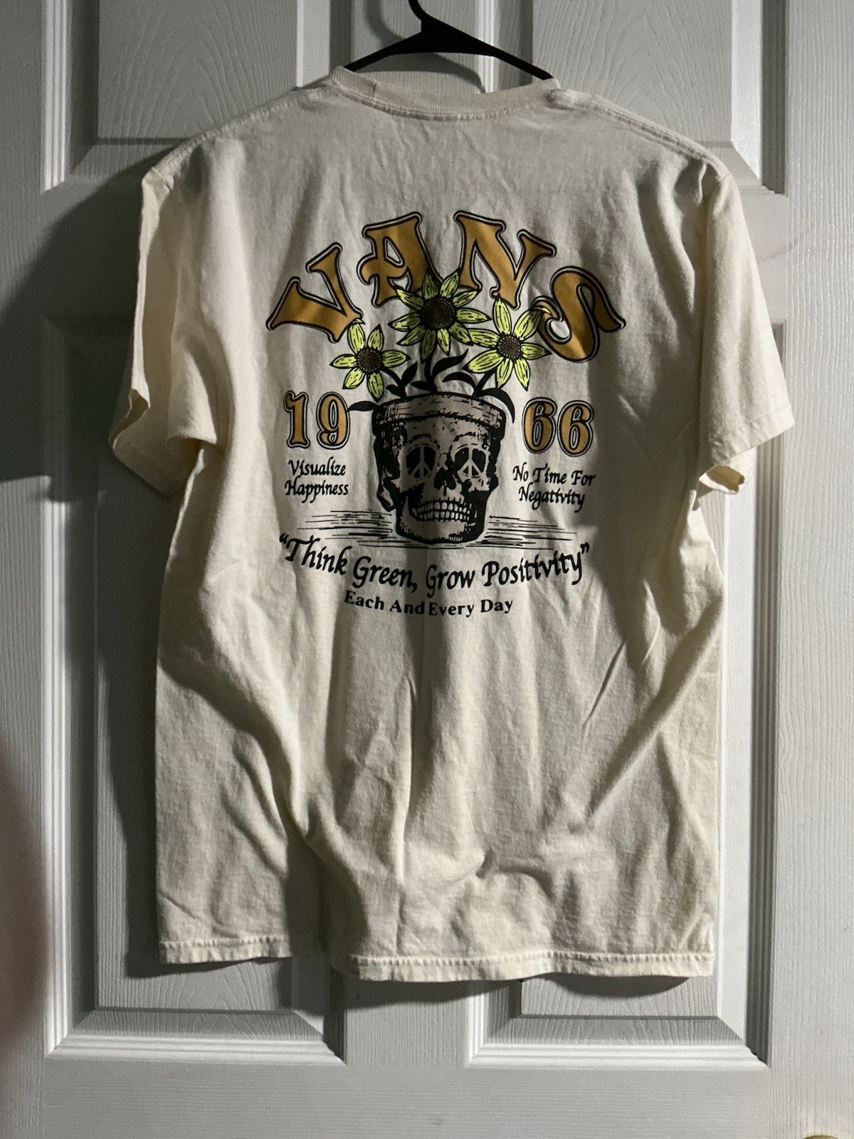 VANS White Men’s Think Green Skull Flower Graphic T-Shirt Med Cotton Crew Neck