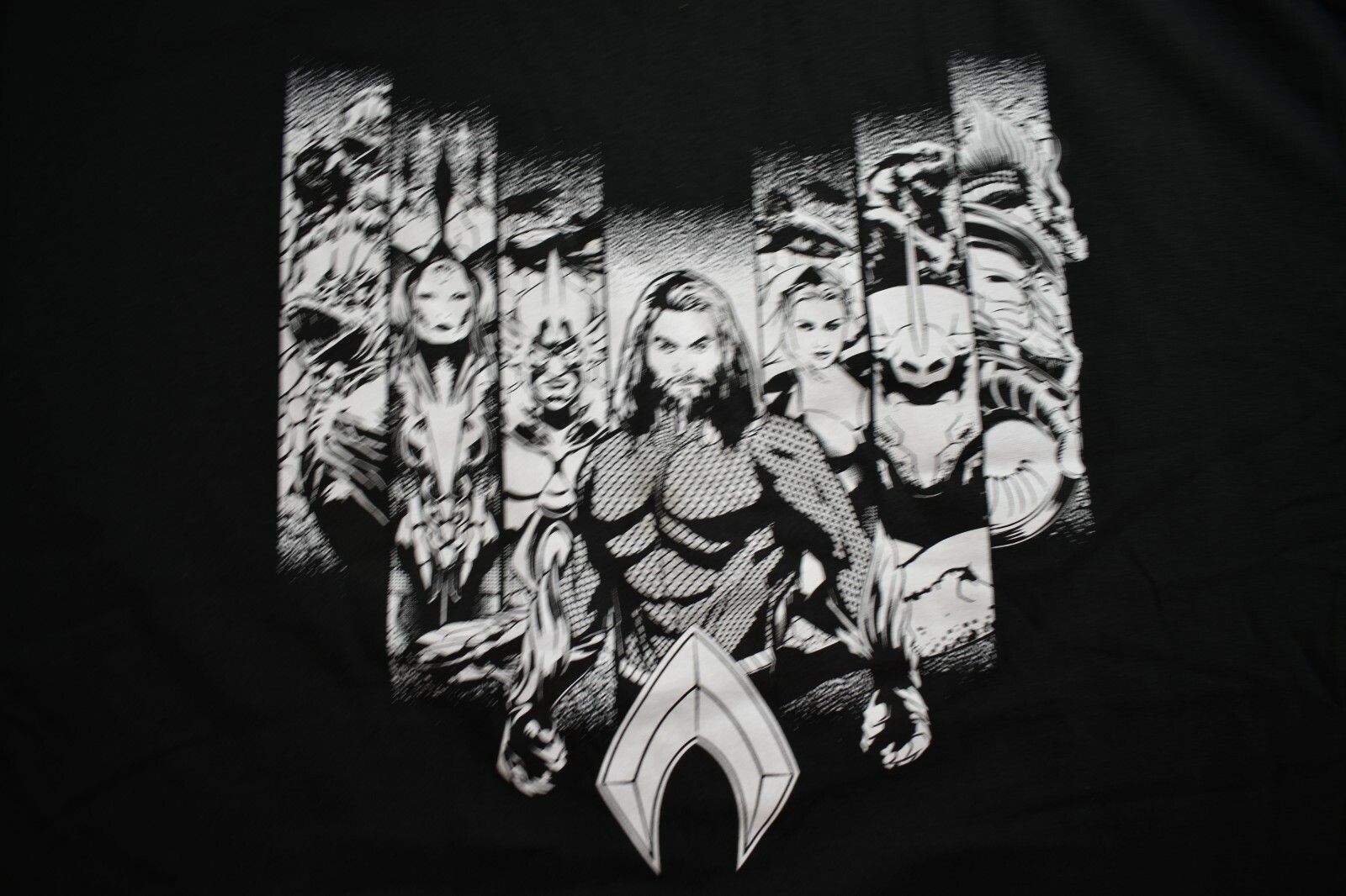 Aquaman Mens Aquaman Black Tee Shirt New M, L, XL, 2XL