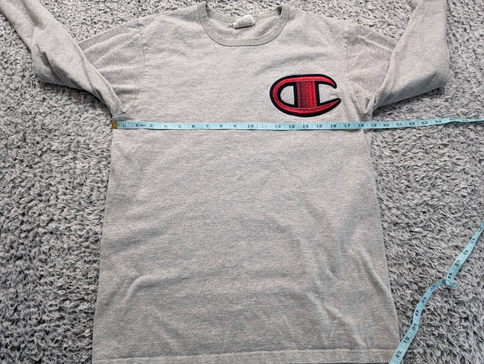 Champion Shirt Mens Medium Gray Embroidered Logo Casual Athleisure Normcore Tee