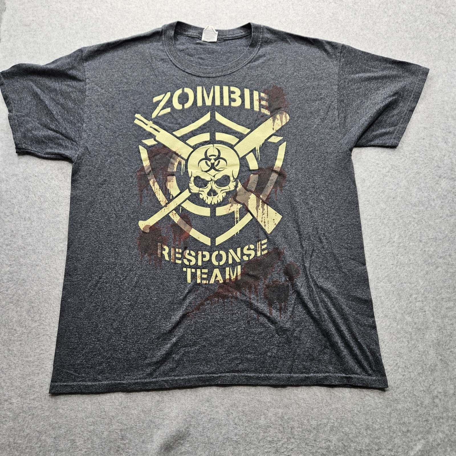 Fruit of the Loom Men’s Large Black Zombie Response Team T-Shirt