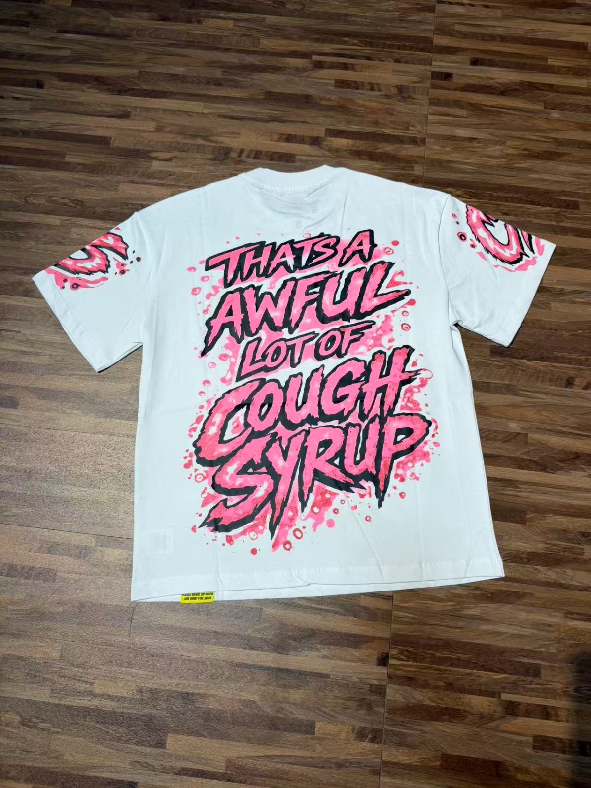 THAT’S A AWFUL LOT OF COUGH SYRUP Tshirt White & Black S-M-L-XL
