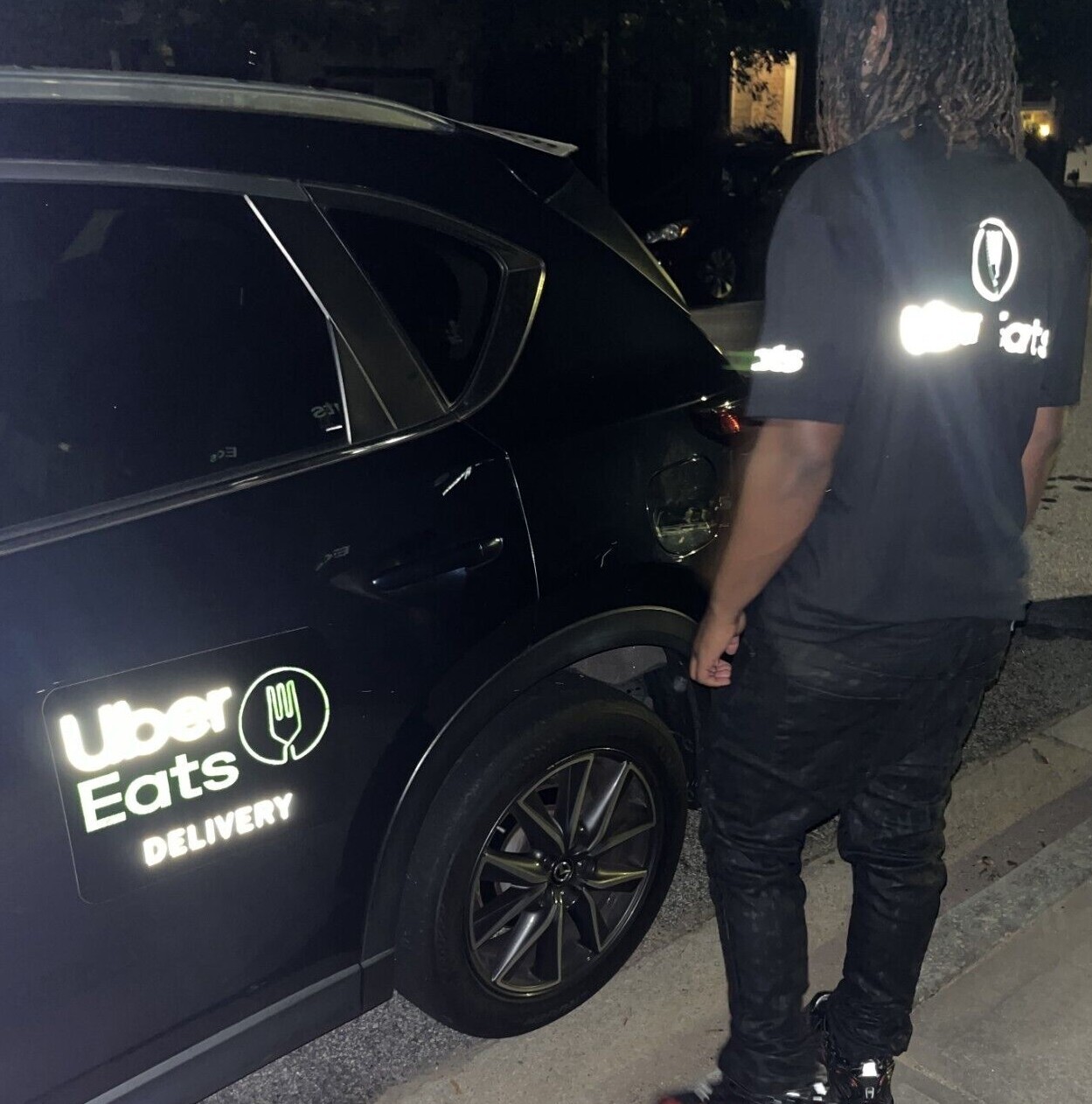 Reflective Tshirt UberEats Delivery Driver Black