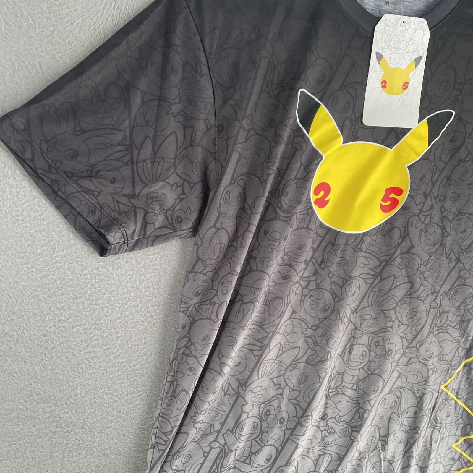 Pokémon Pikachu 25 Anniversary Shirt Mens Medium Short Sleeve RARE NWT Gray