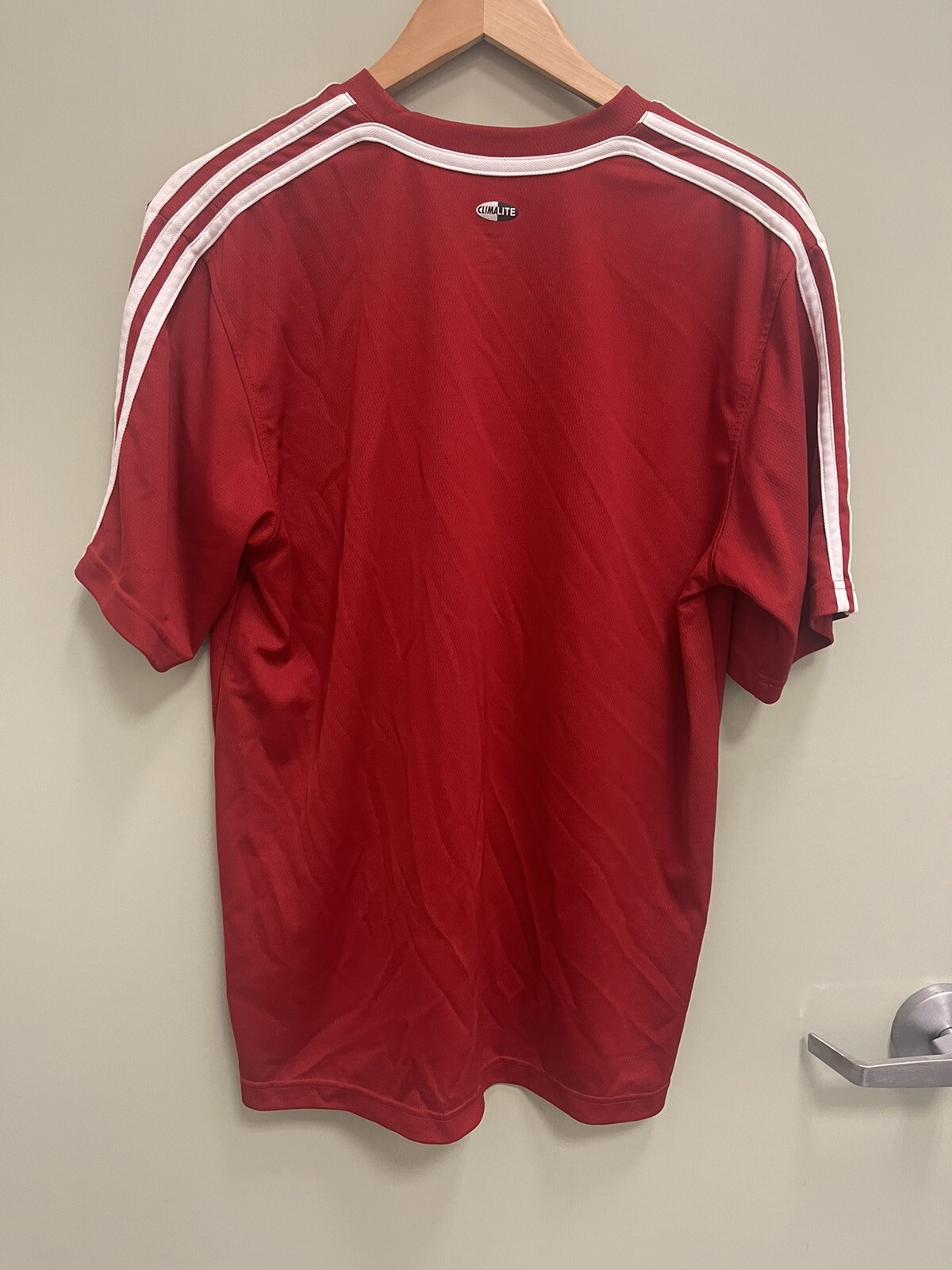 Adidas Climate T Shirt SZ M Red