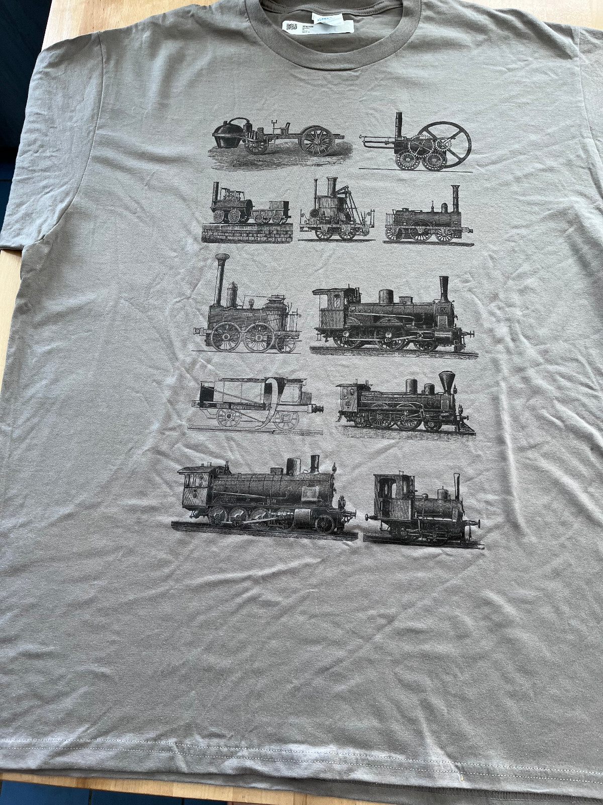 History of Trains Graphics Slate Gray Short Sleeve Tshirt – Men’s Sz XL