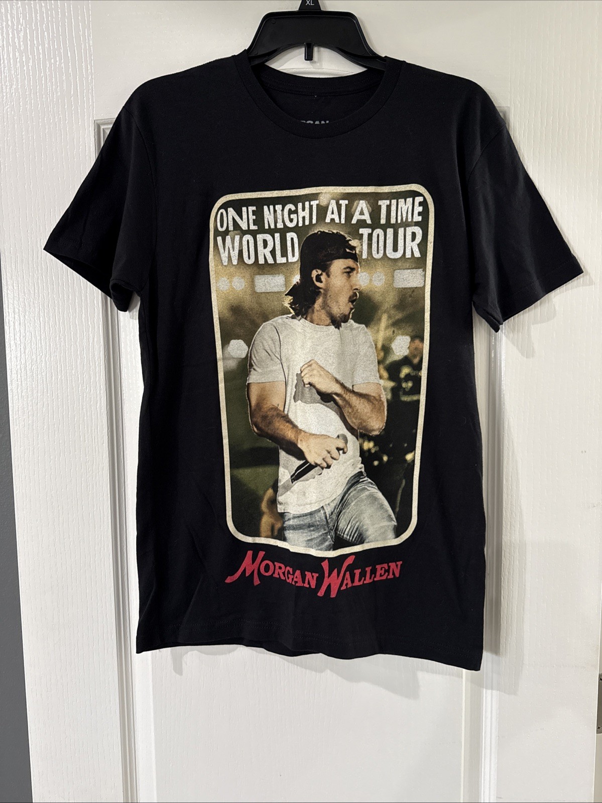 Morgan Wallen One Night At A Time Tour T Shirt. Small, Concert Shirt. New