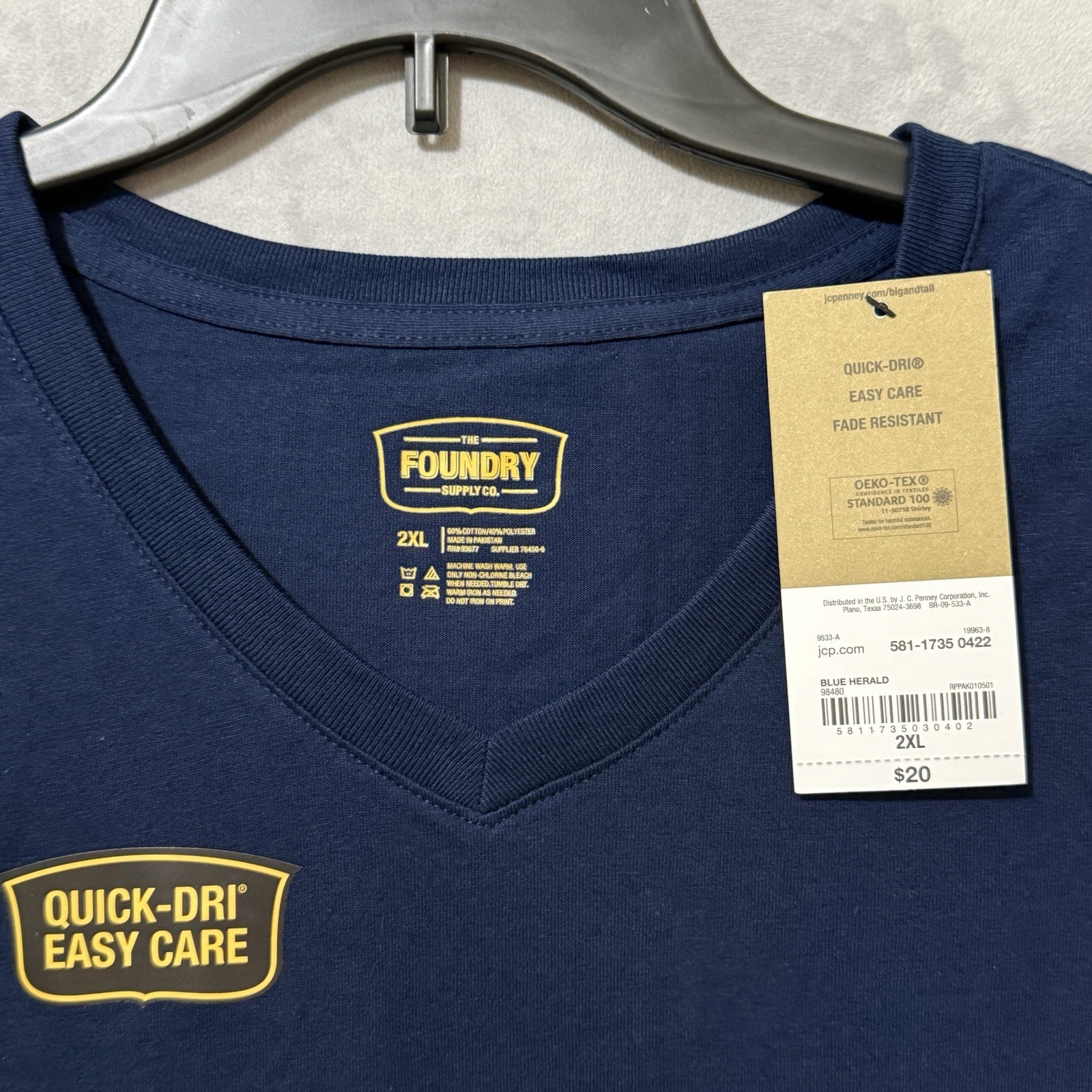 Foundry V-Neck T-Shirt Men’s 2XL Navy Blue Quick Dry Easy Care Cotton Blend NWT