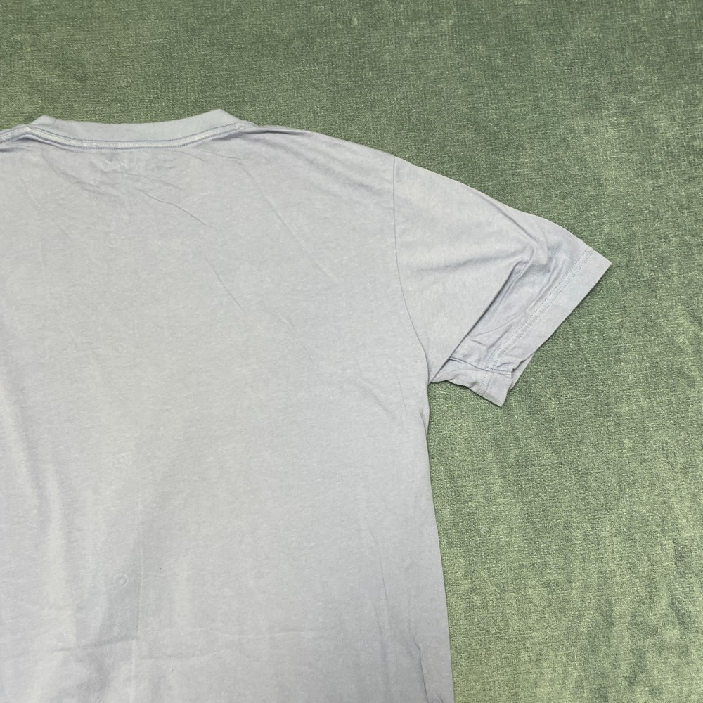 Uniqlo T Shirt Mens Medium Light Blue Crew Neck Everyday Wear All Day Comfort