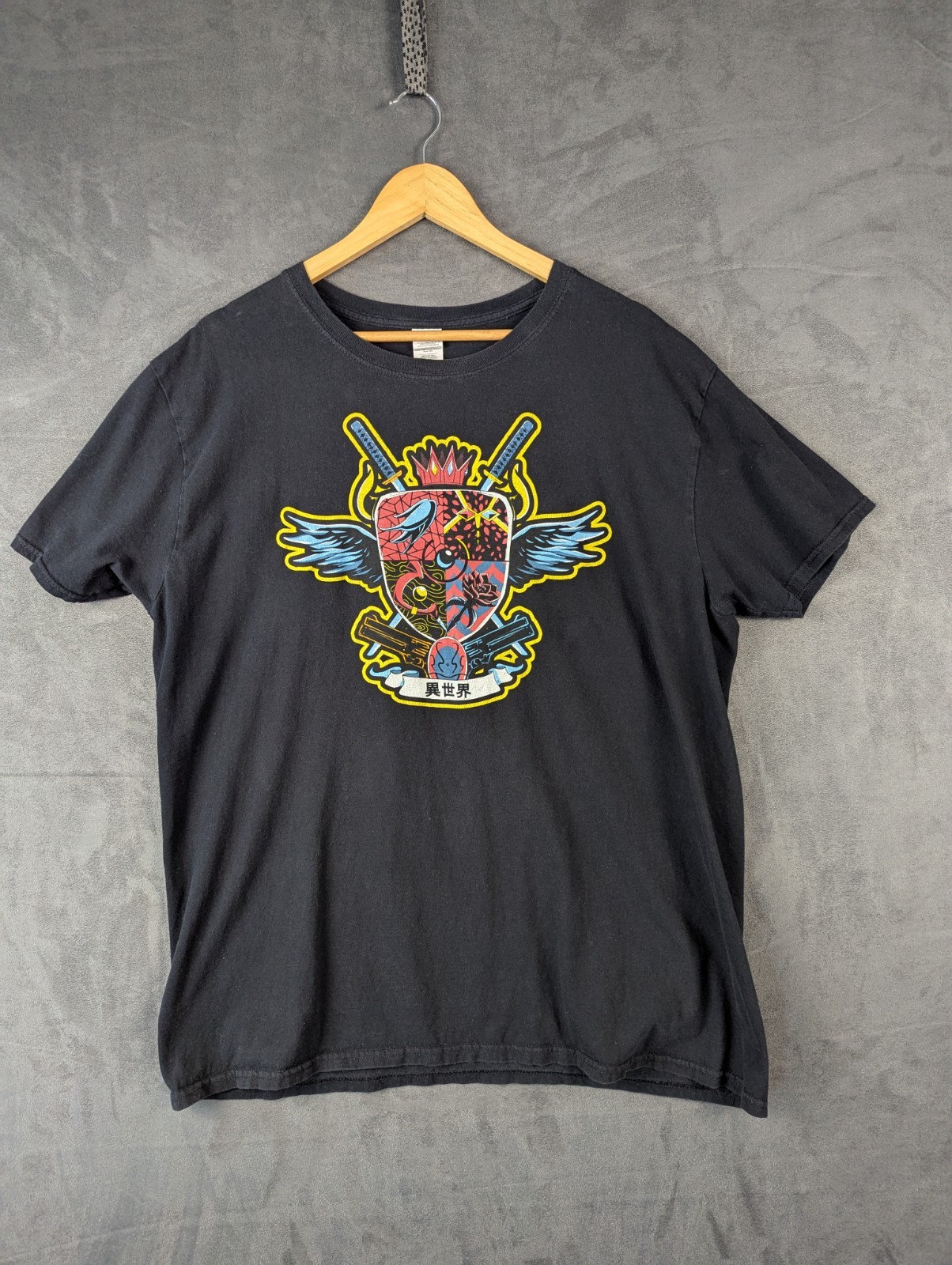 Anime Shirt Mens XL Isekai Black Rising Of Shield Hero Gun Gale Gildan Ringspun