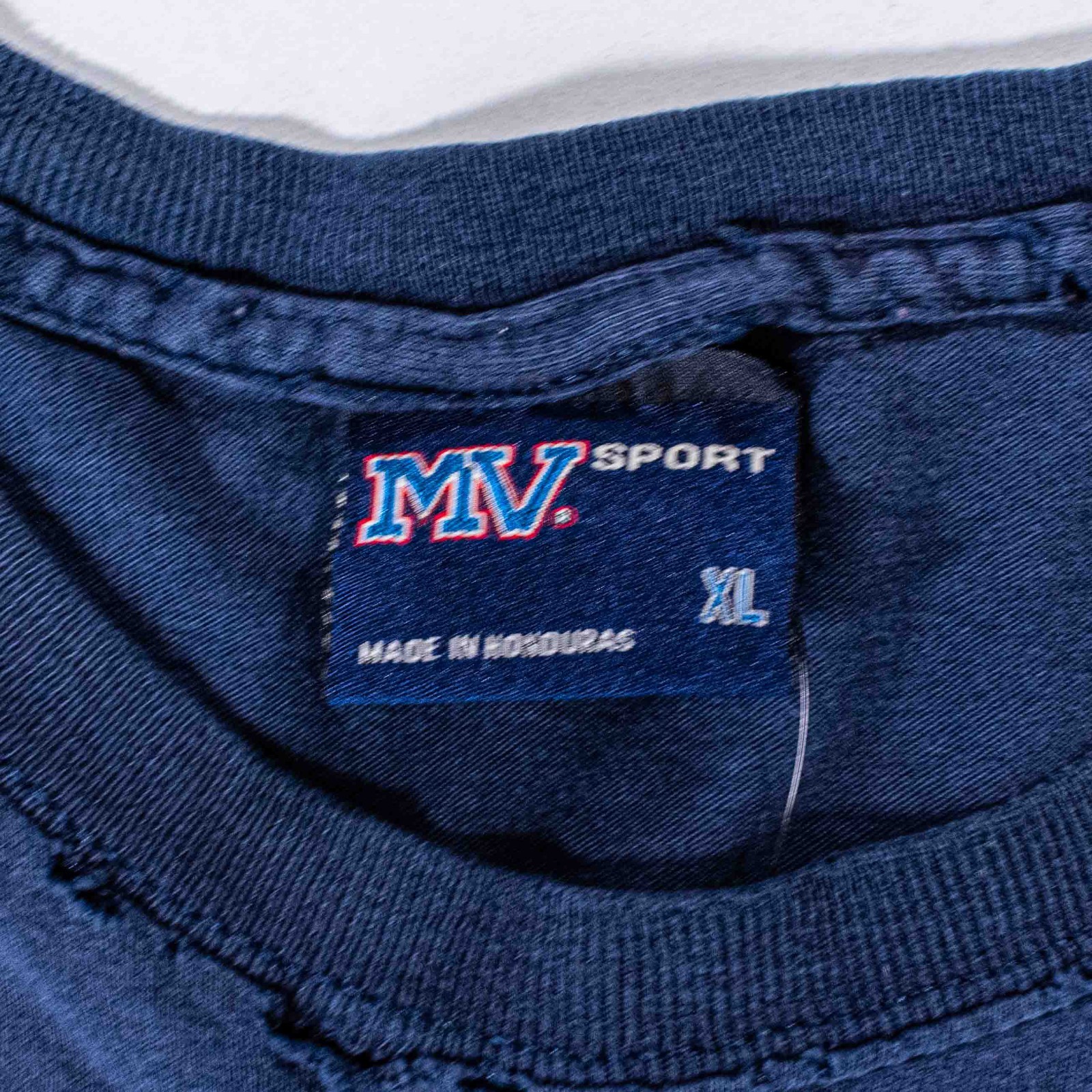 VTG George Washington University Sleeveless T Shirt XL MV Sport Y2K Distressed