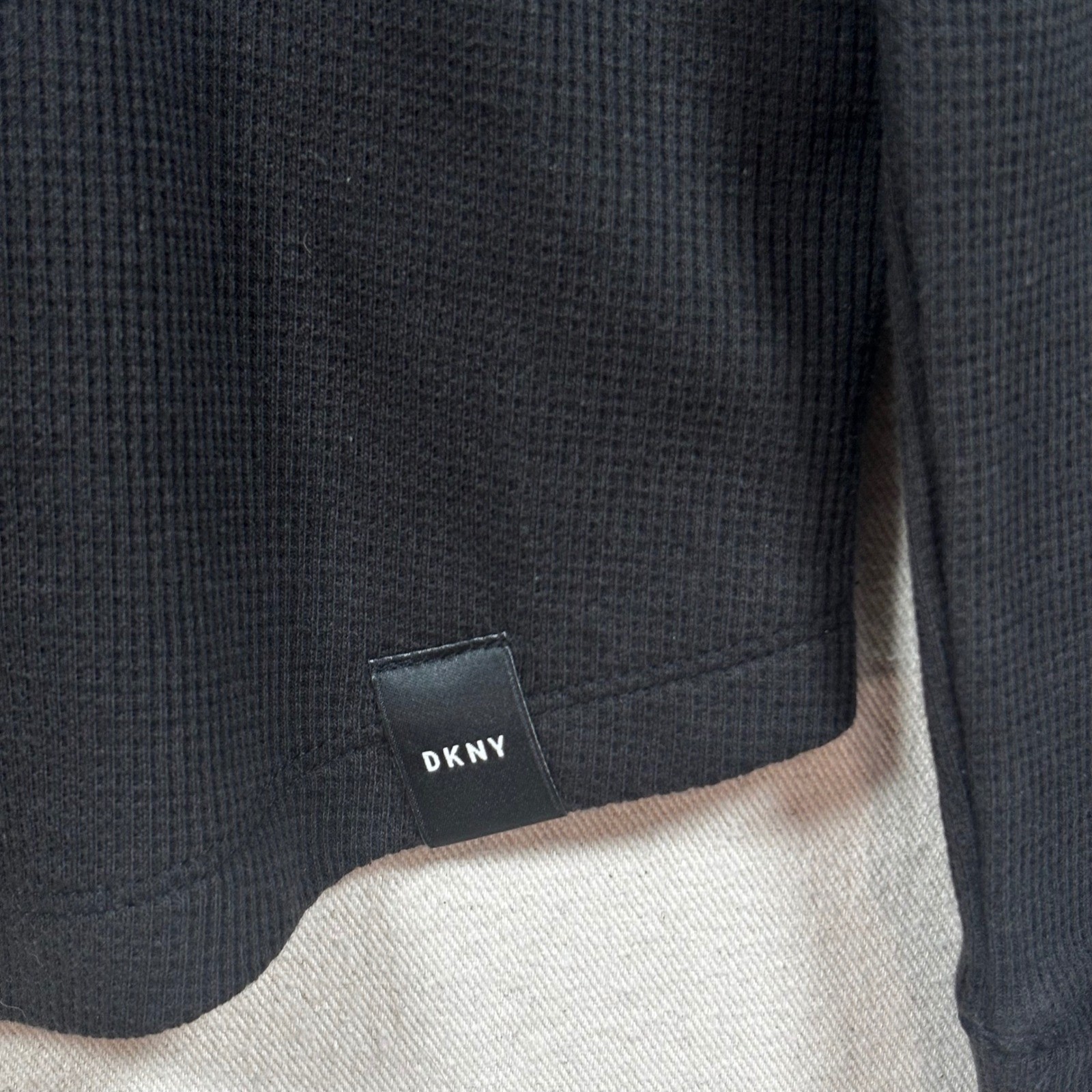 DKNY Men Black Long Sleeve Ribbed Soft Henley Shirt Size Small NWT MSRP $59.50