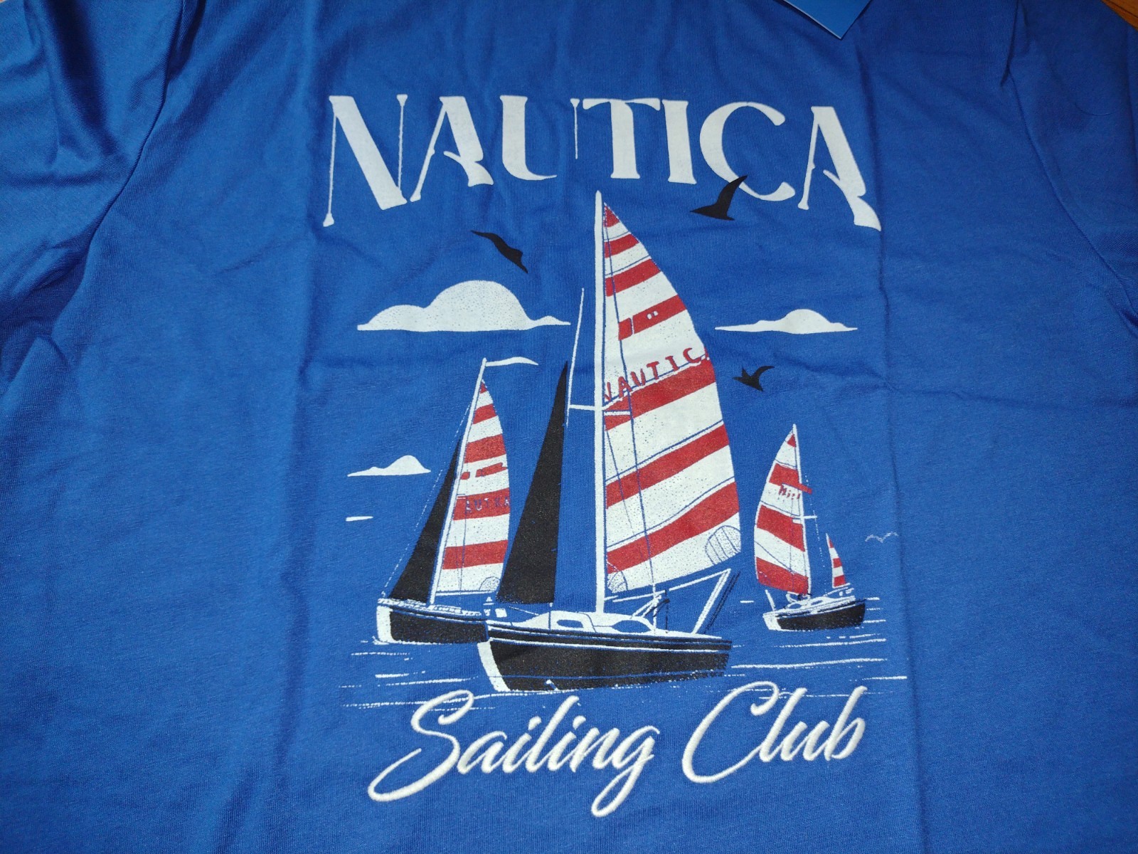 NWT, $35. MSRP, Mens Nautica Cotton Blend Graphic T-Shirt, Blue