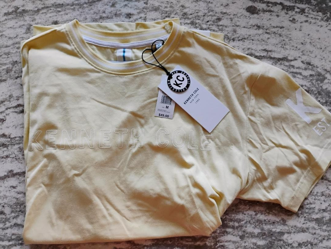 Kenneth Cole Logo Active Short Sleeve TShirt Medium MINT FREE SHIPPING